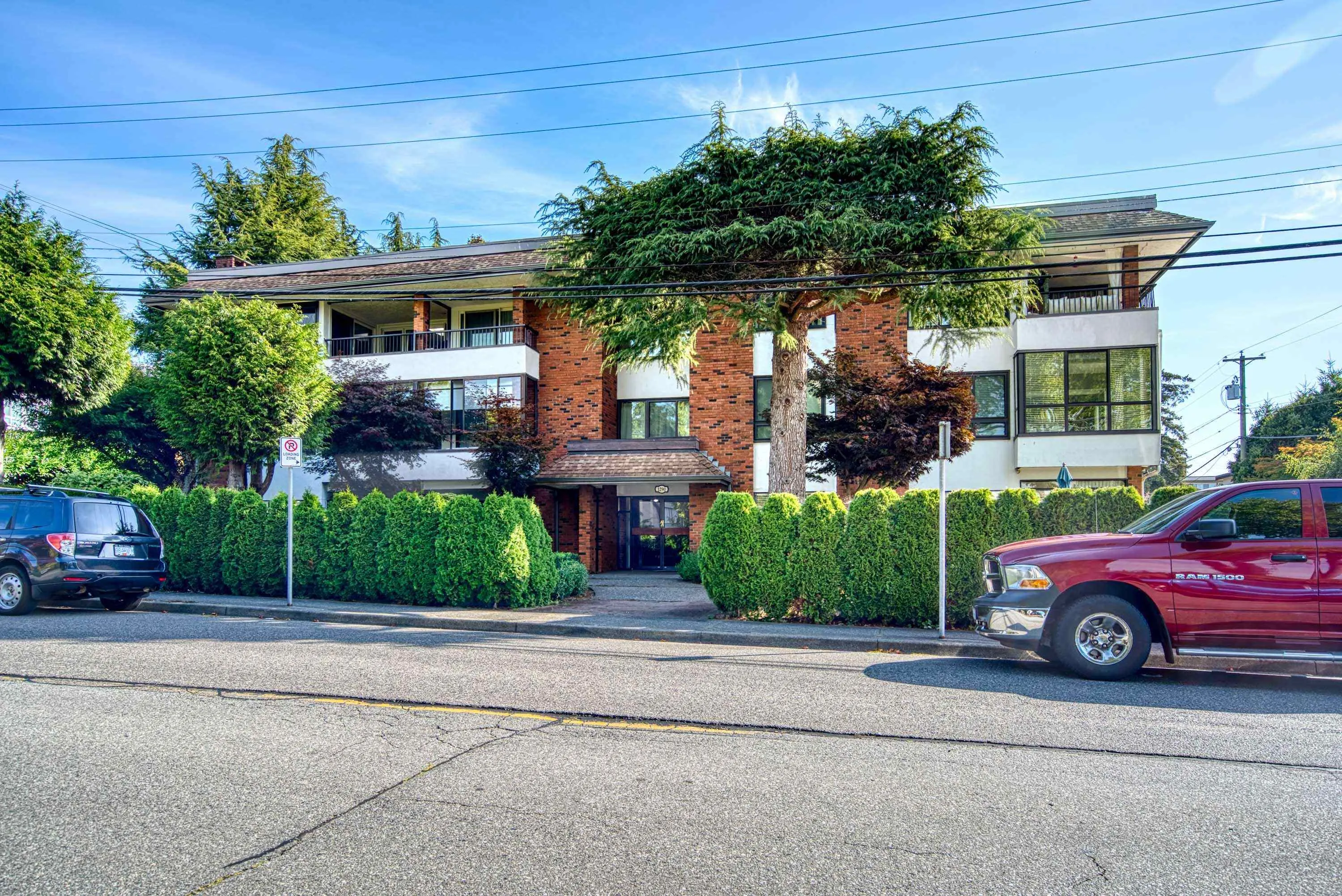 1290 Martin Street #302
