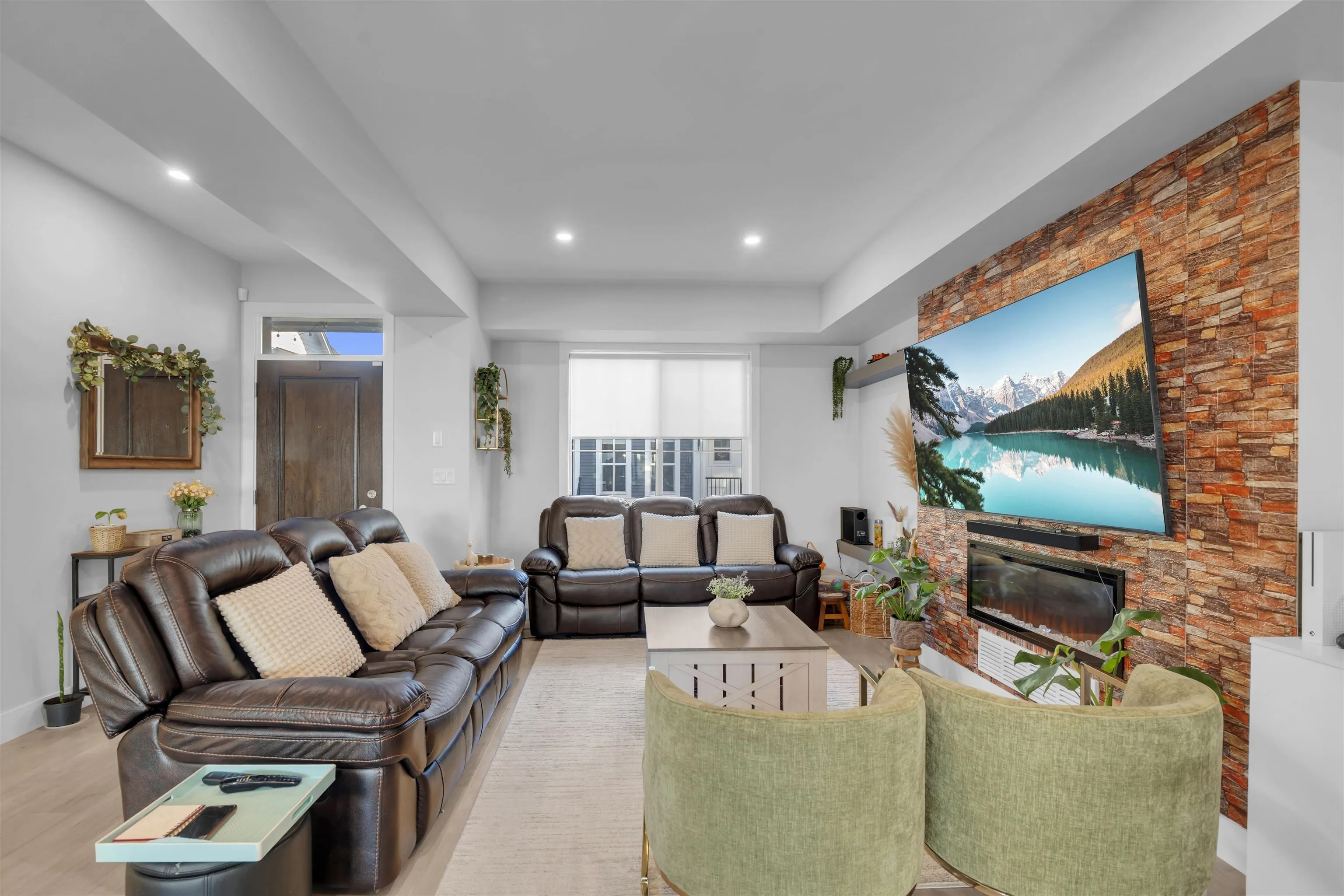 8137 Foxfern Road