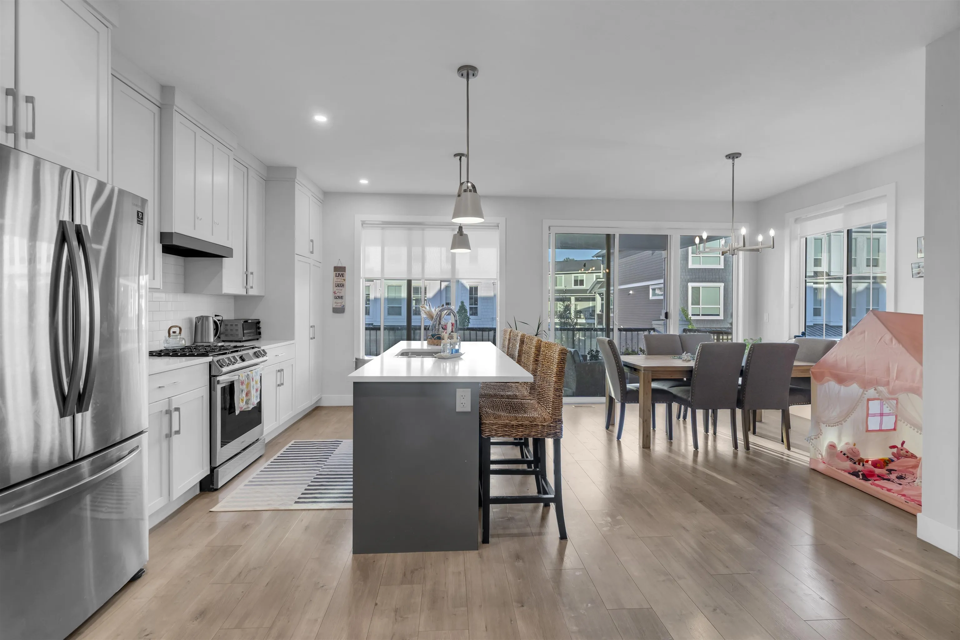 8137 Foxfern Road