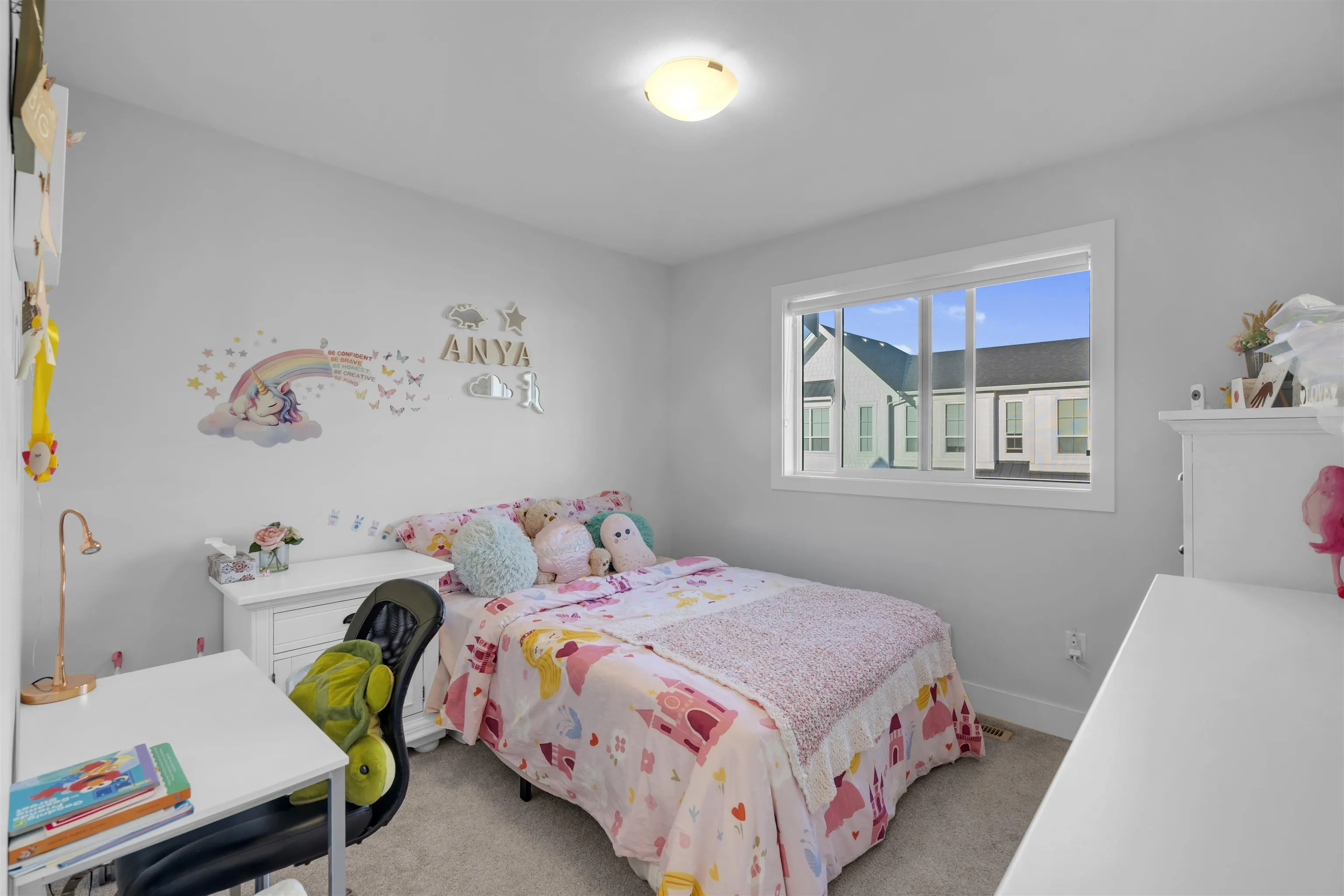 8137 Foxfern Road
