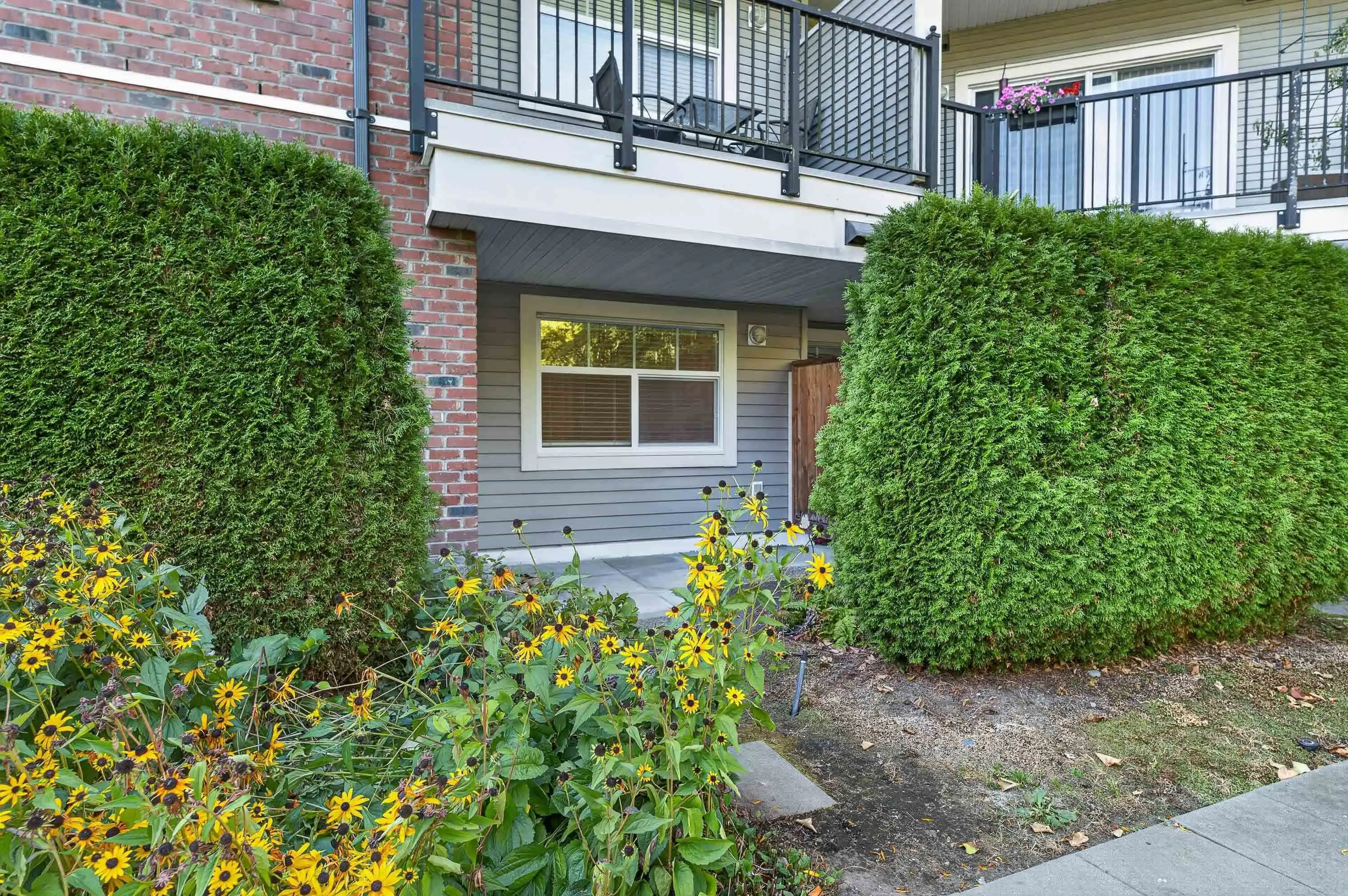 19530 65 Avenue #107