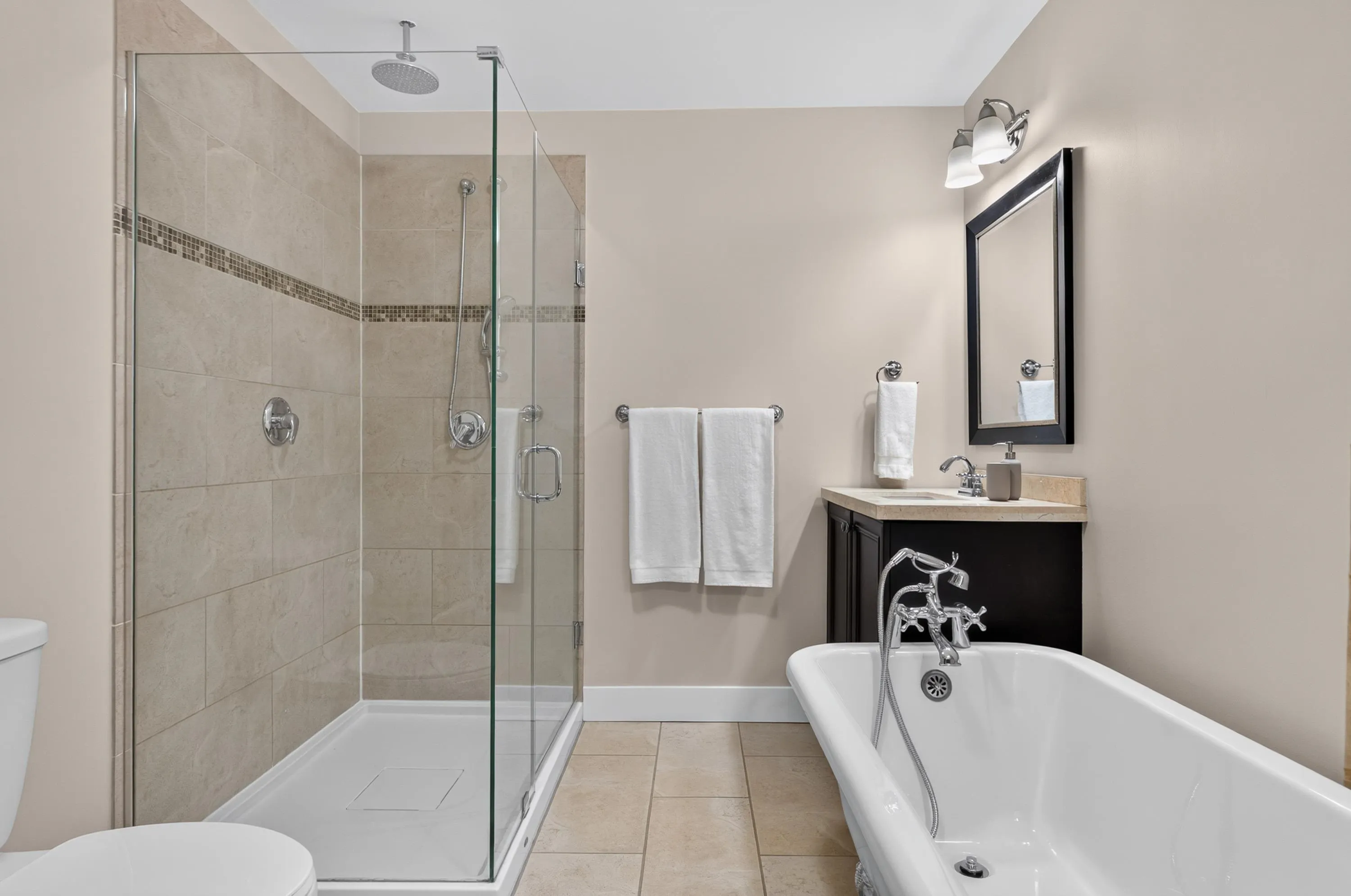 19530 65 Avenue #107