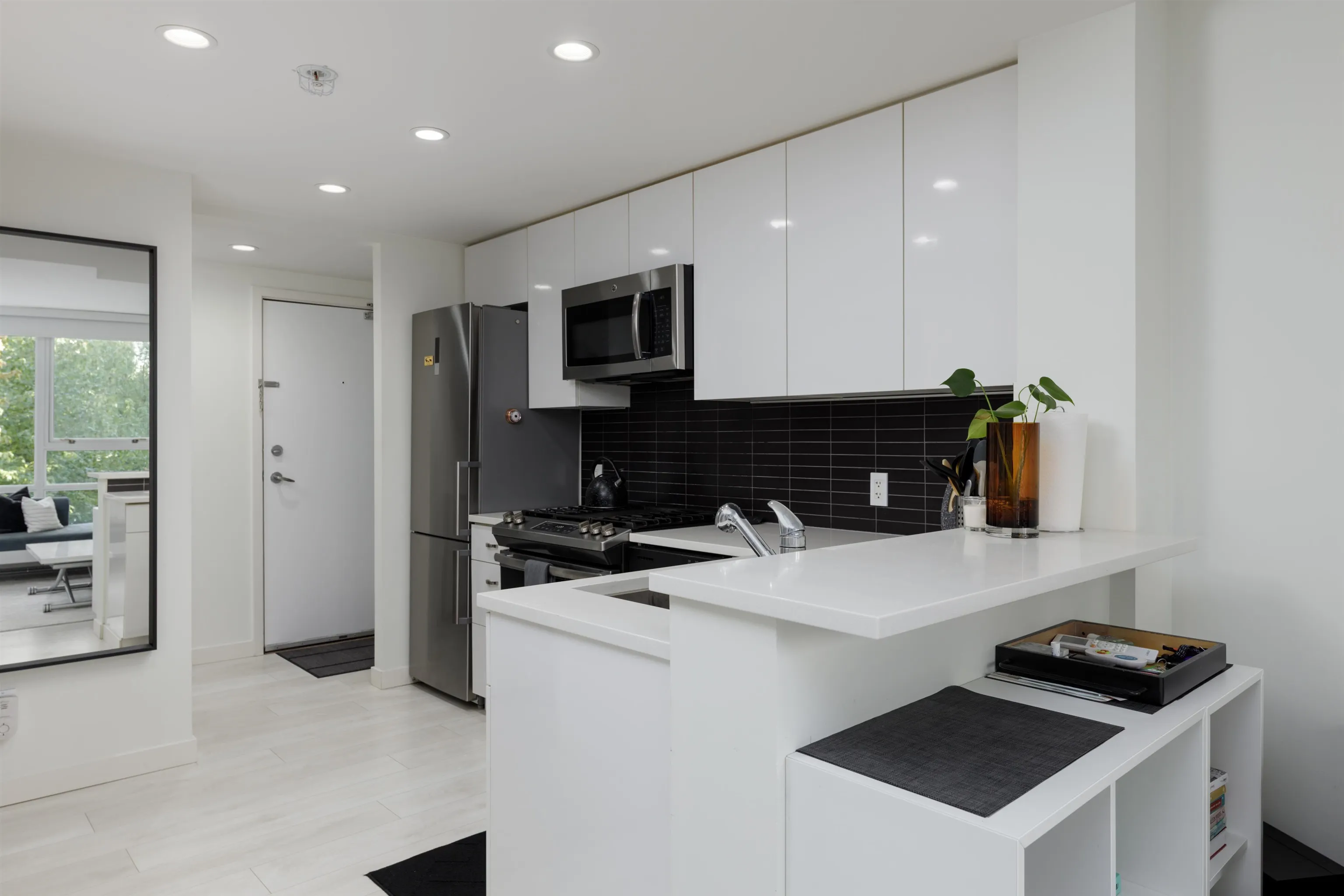 928 Beatty Street #301