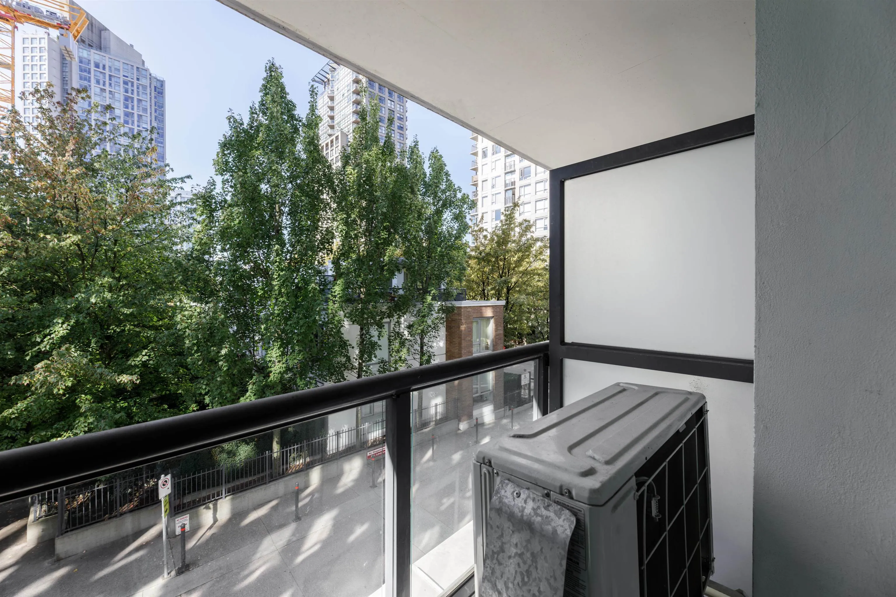 928 Beatty Street #301
