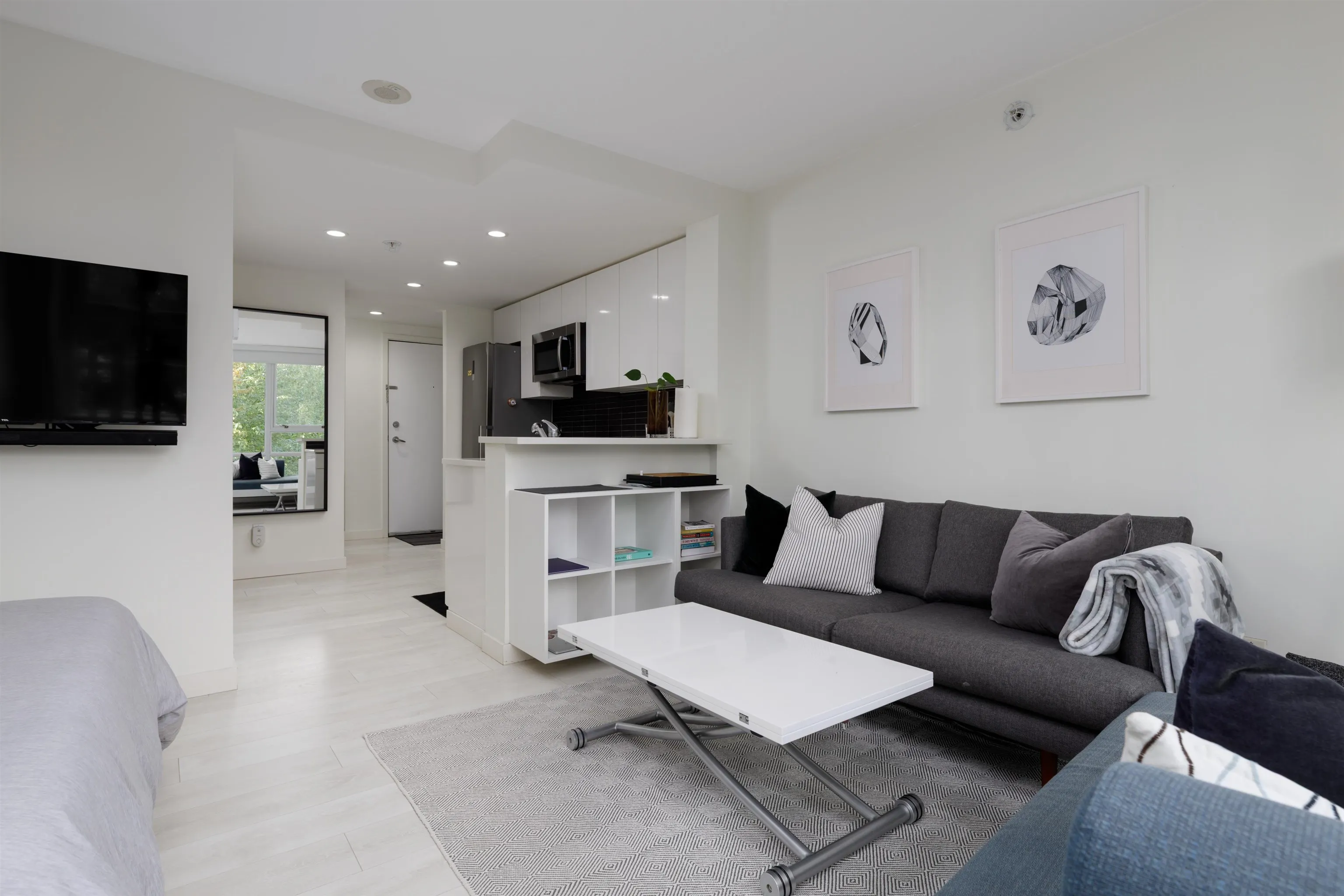 928 Beatty Street #301