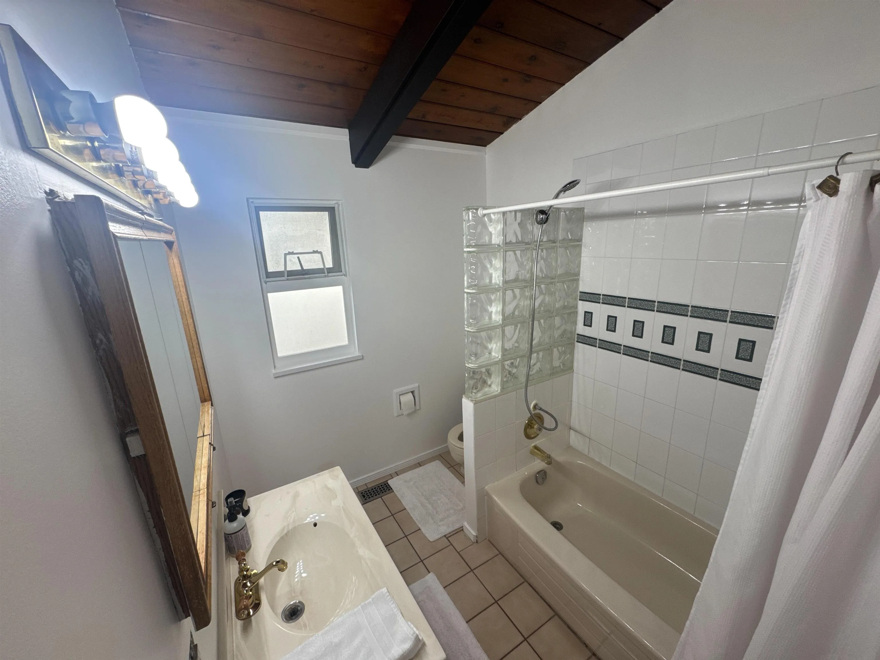 1132 Alderside Road