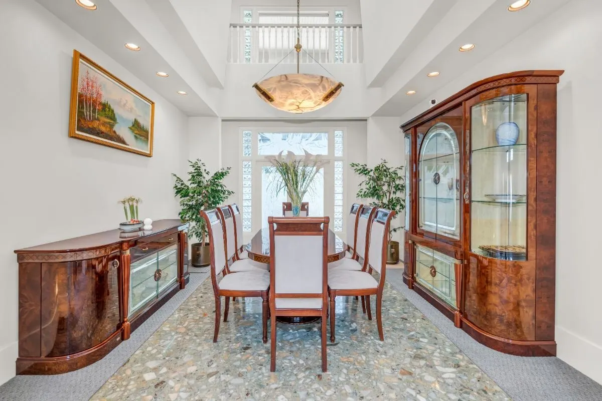 1437 Bramwell Road