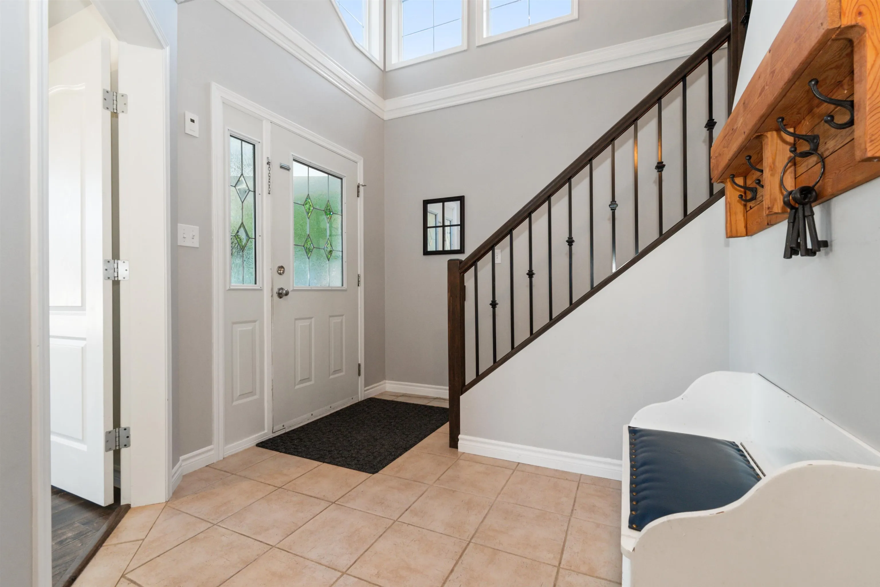 5379 Skyview Crescent