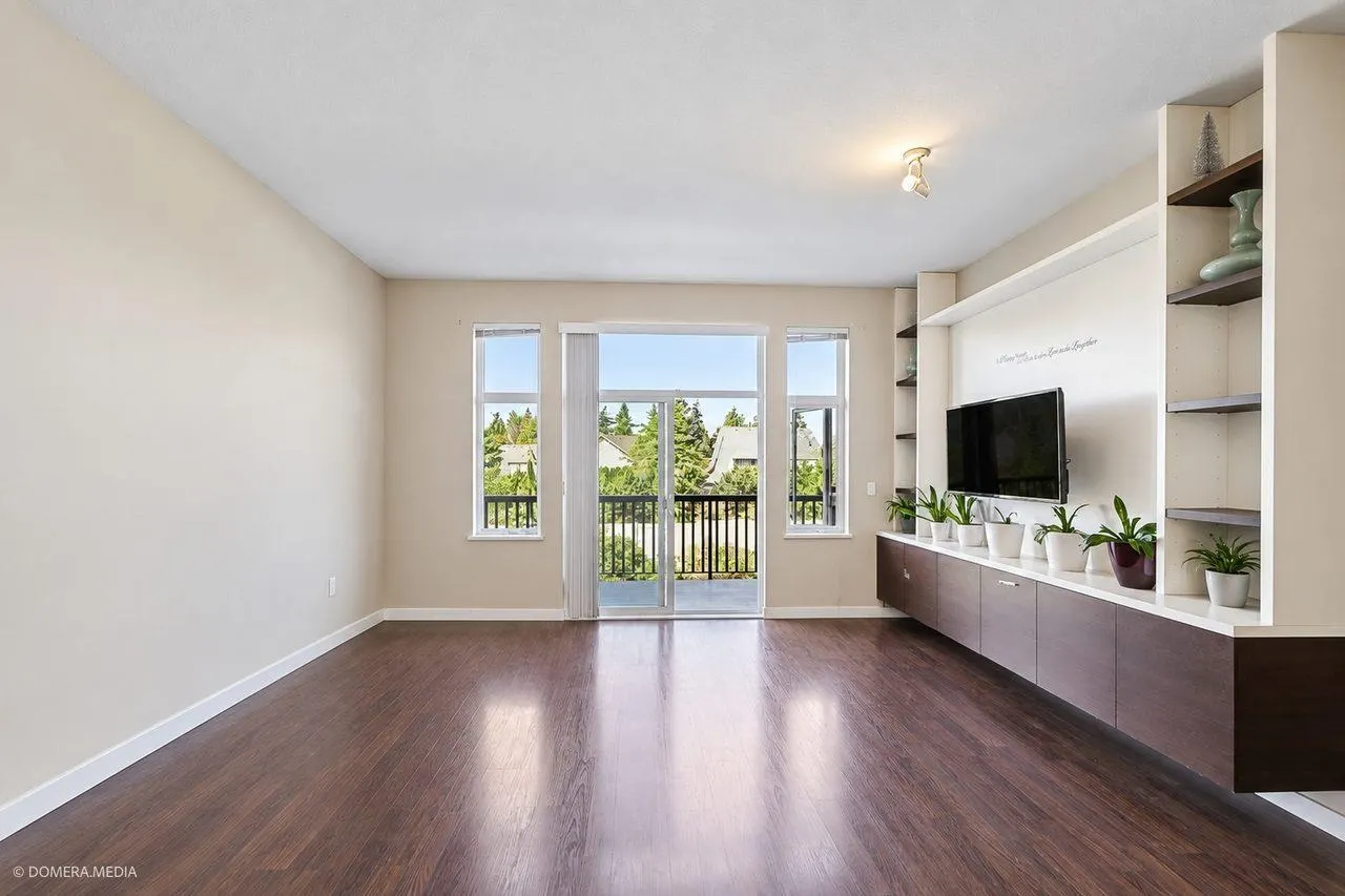 10415 Delsom Crescent #29