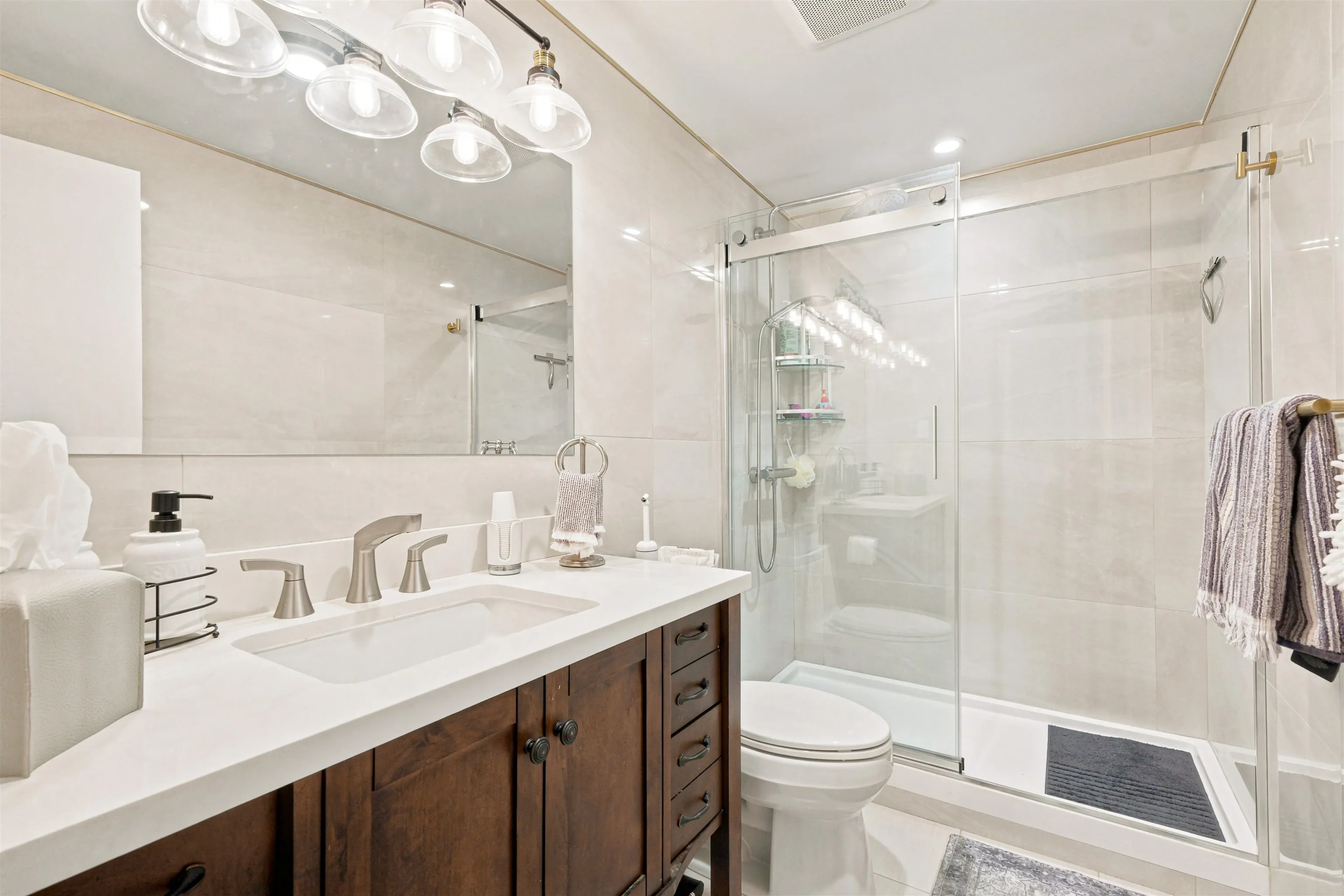 738 Broughton Street #1601