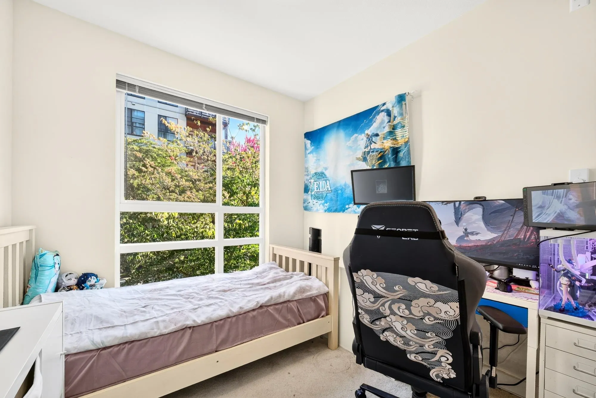 6033 Gray Avenue #218