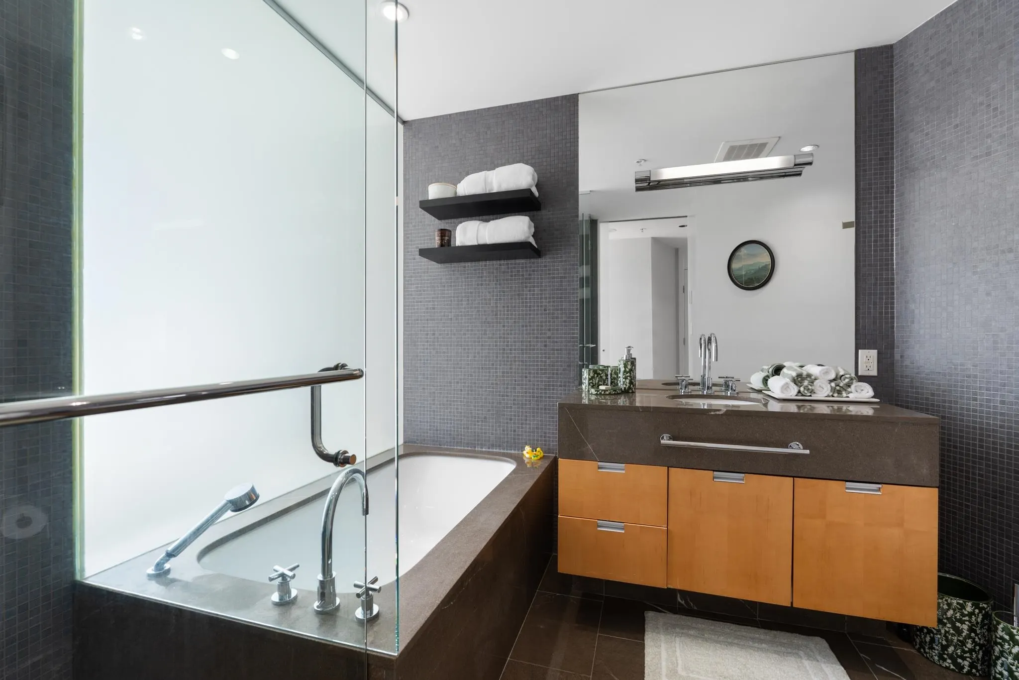 1077 W Cordova Street #2605