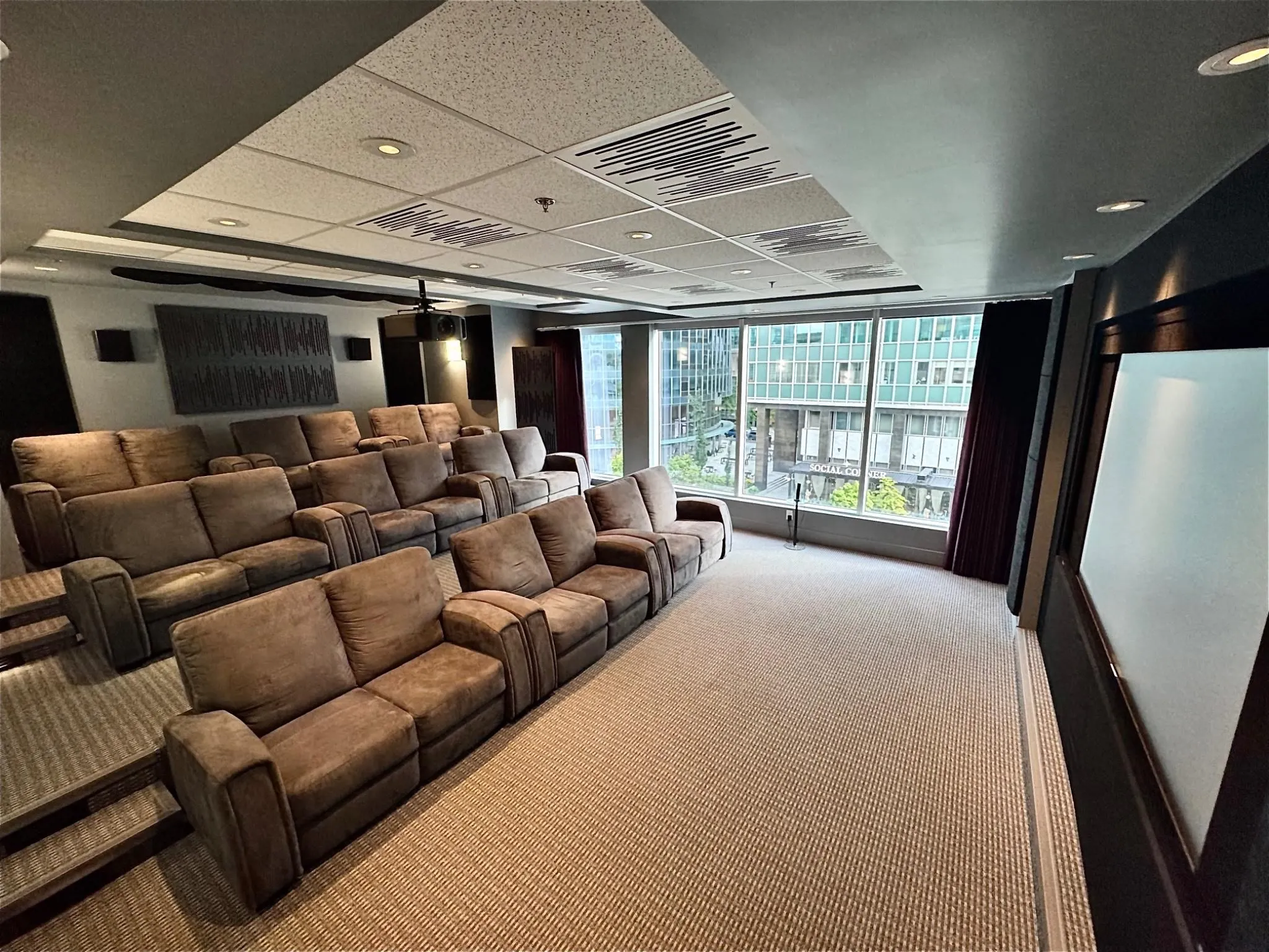 1077 W Cordova Street #2605
