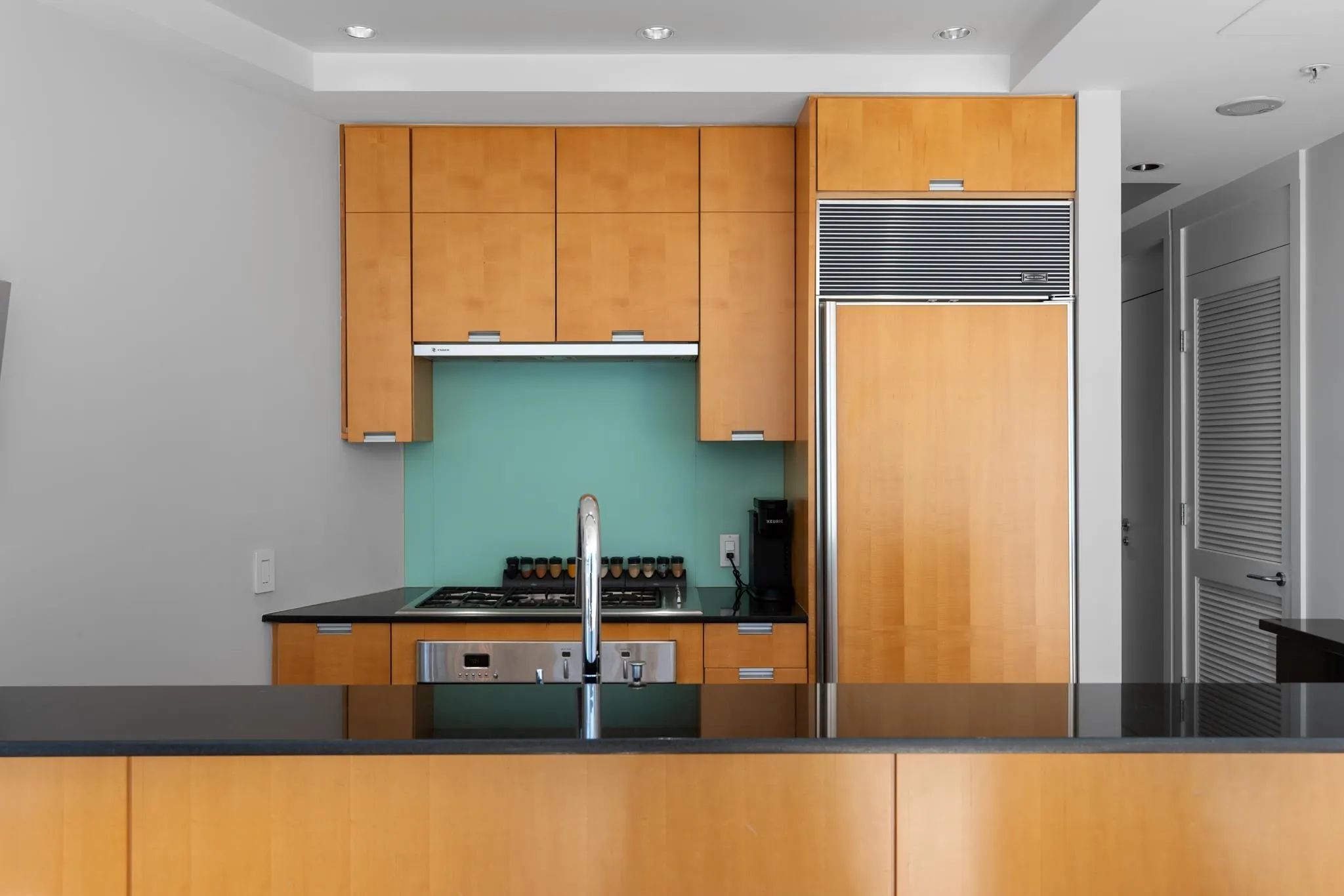 1077 W Cordova Street #2605
