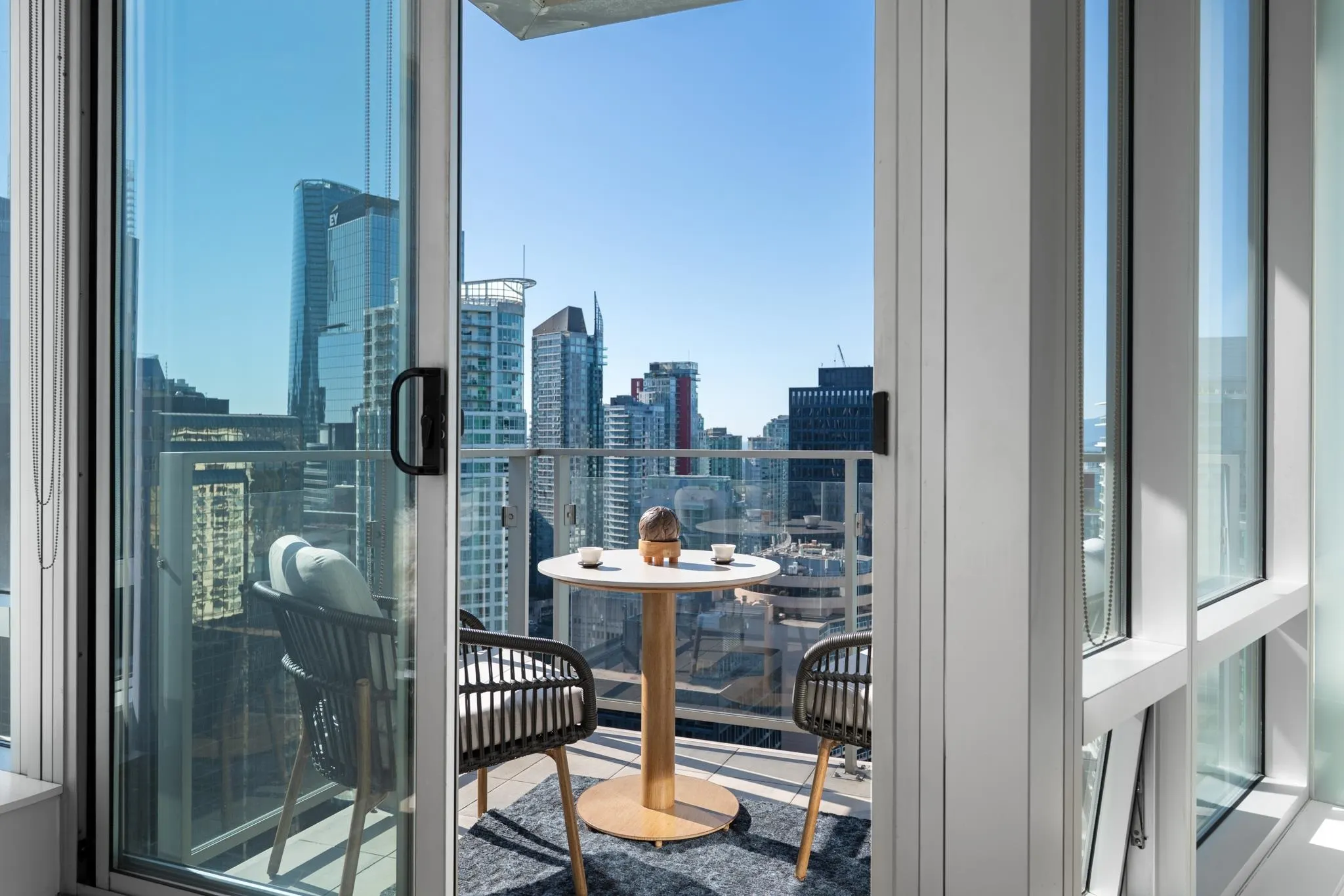 1077 W Cordova Street #2605