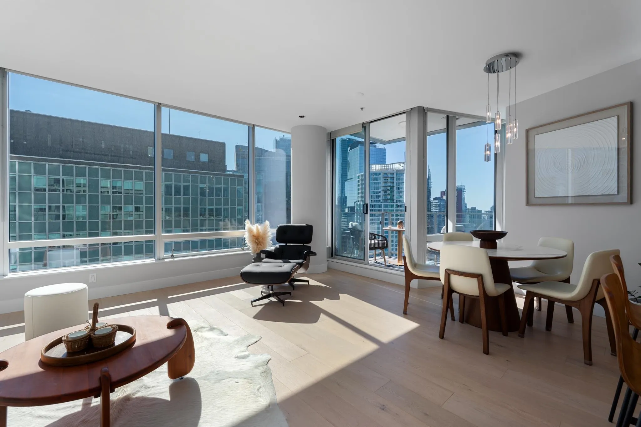 1077 W Cordova Street #2605