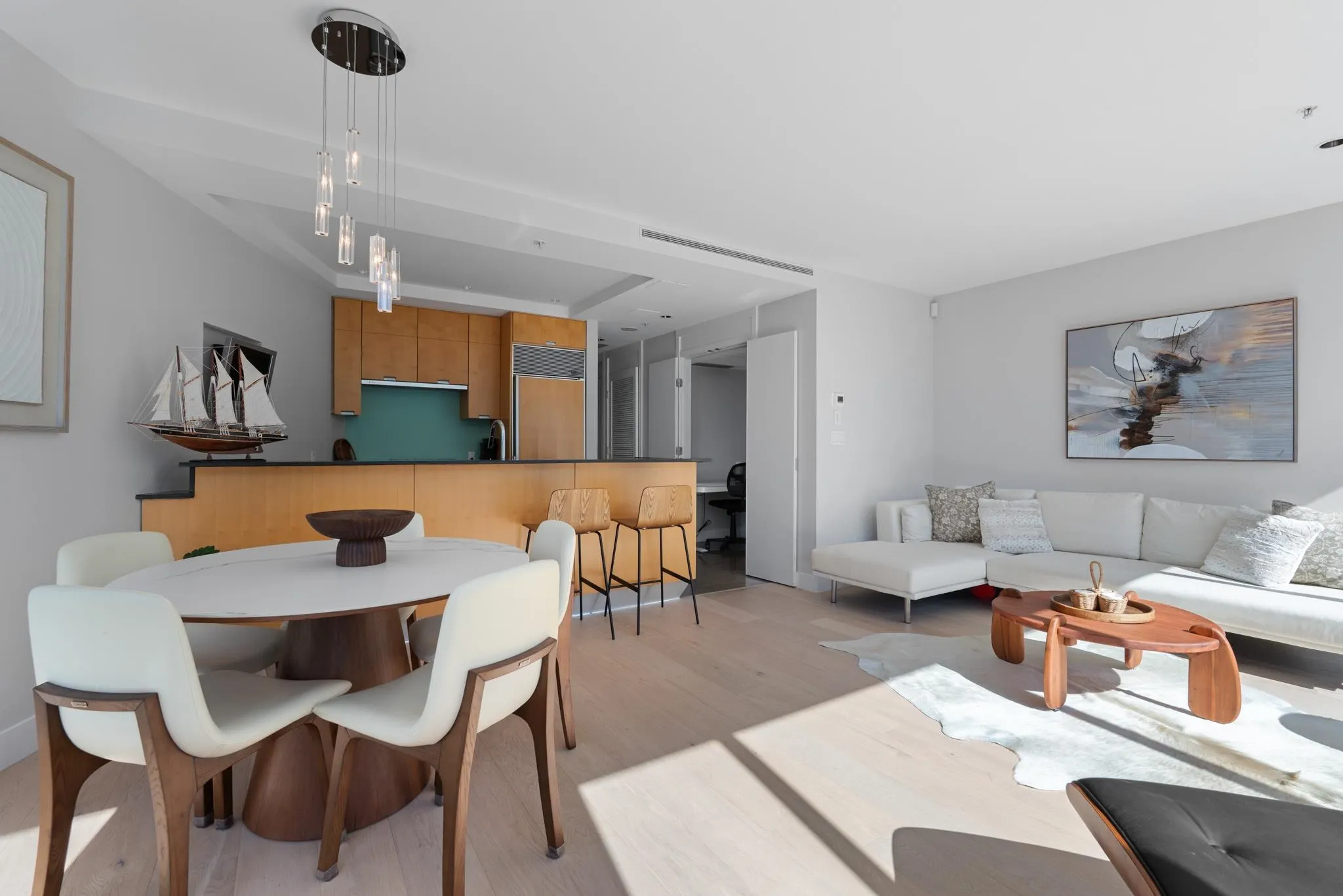 1077 W Cordova Street #2605