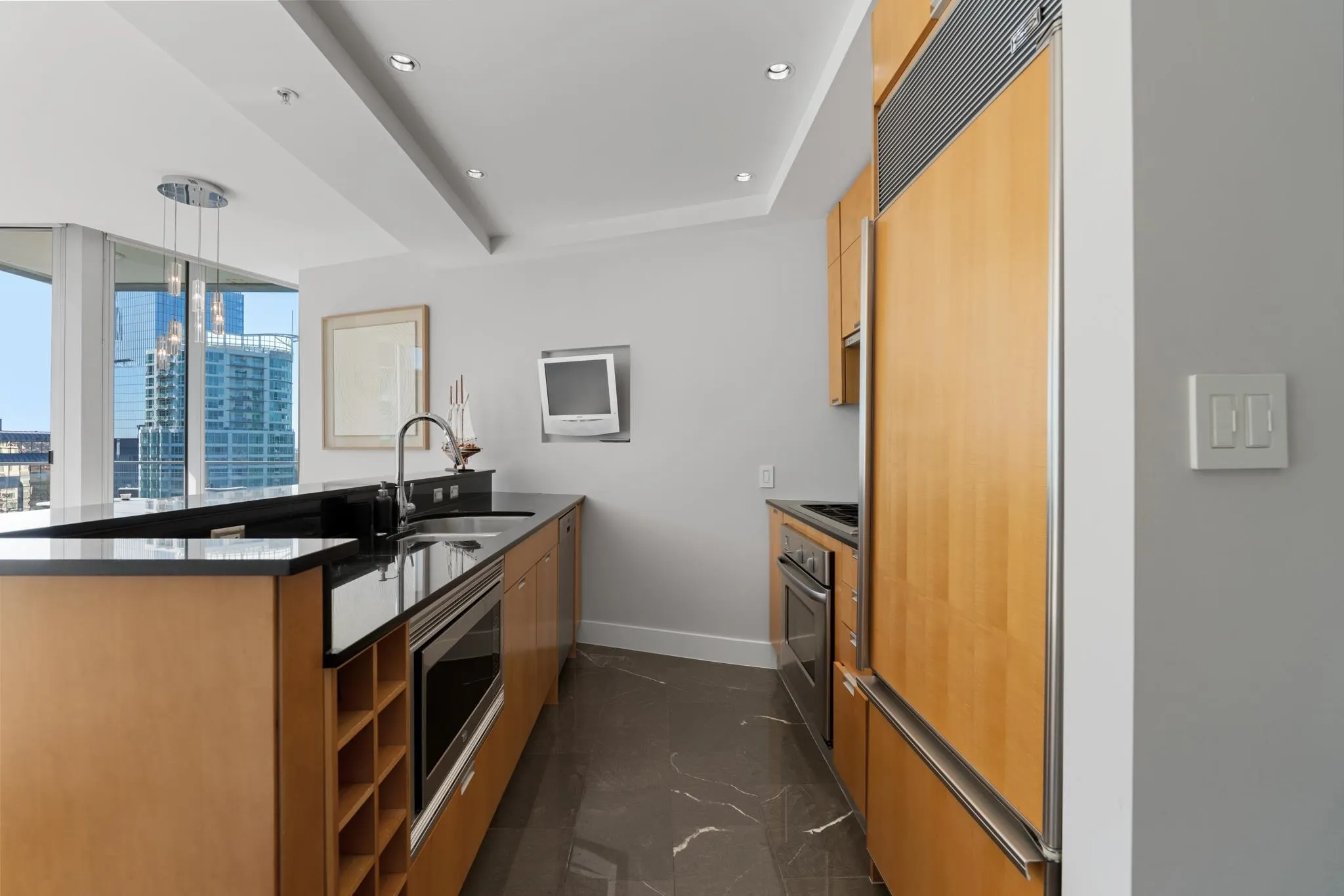 1077 W Cordova Street #2605