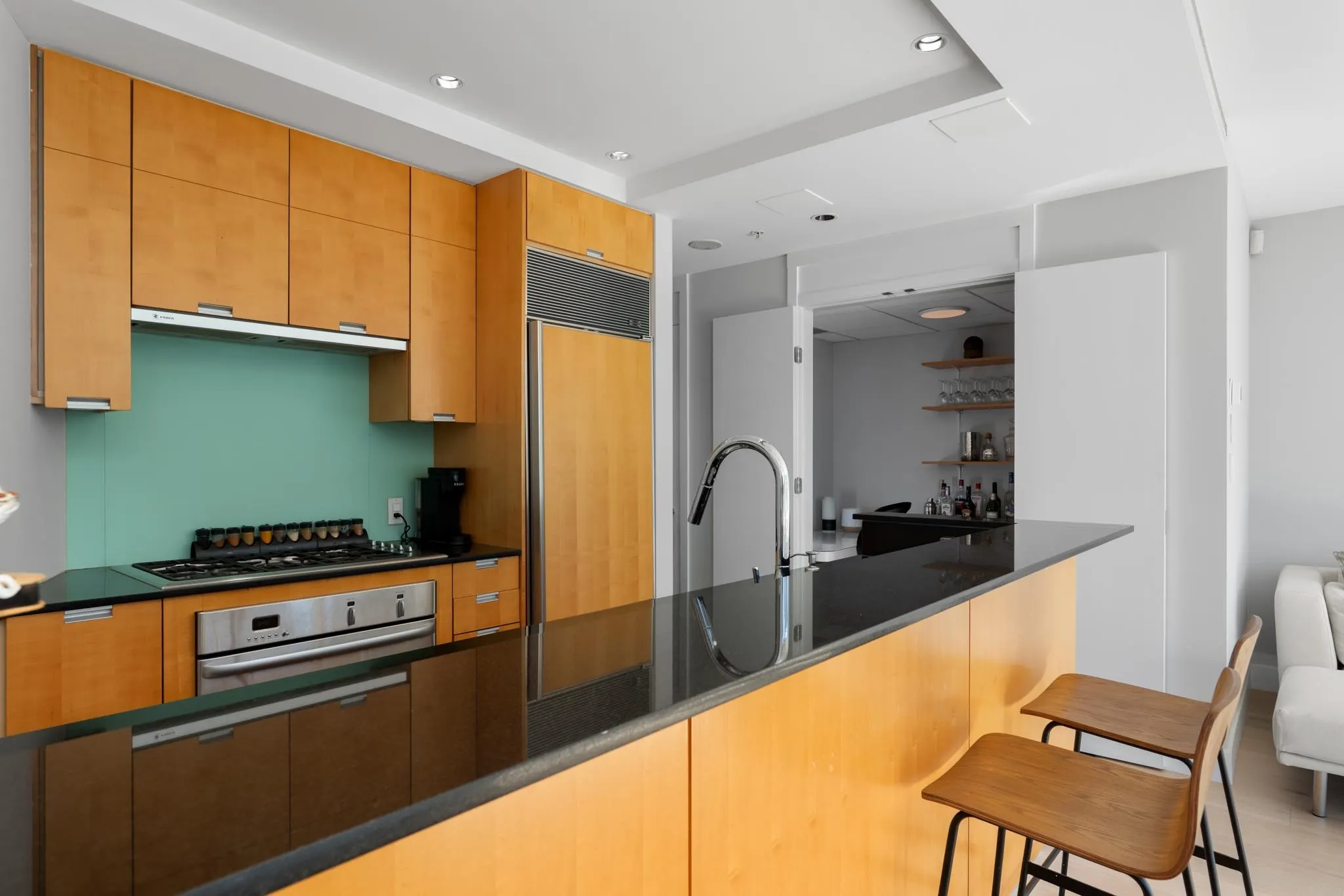 1077 W Cordova Street #2605