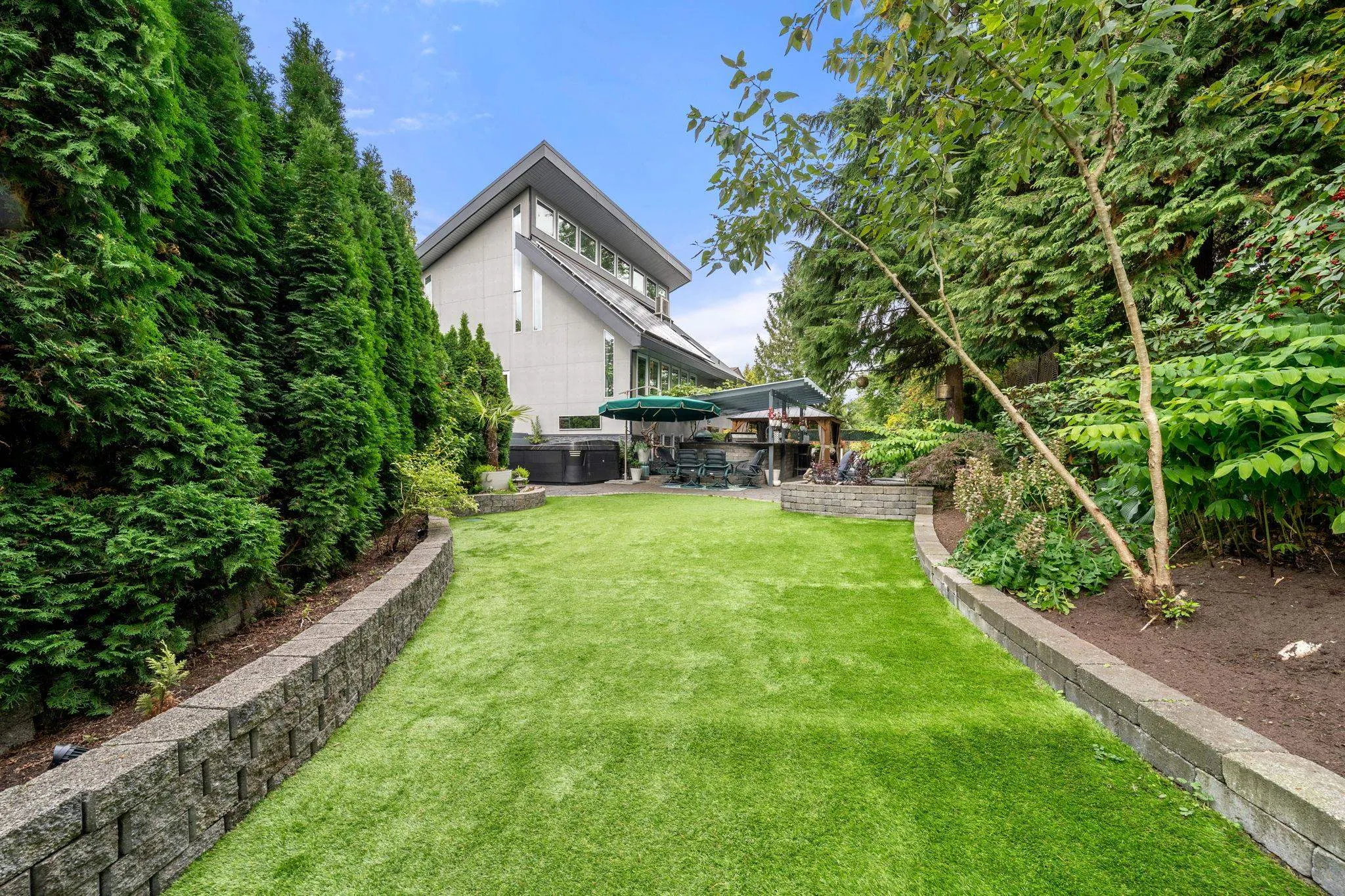 1315 Western Place