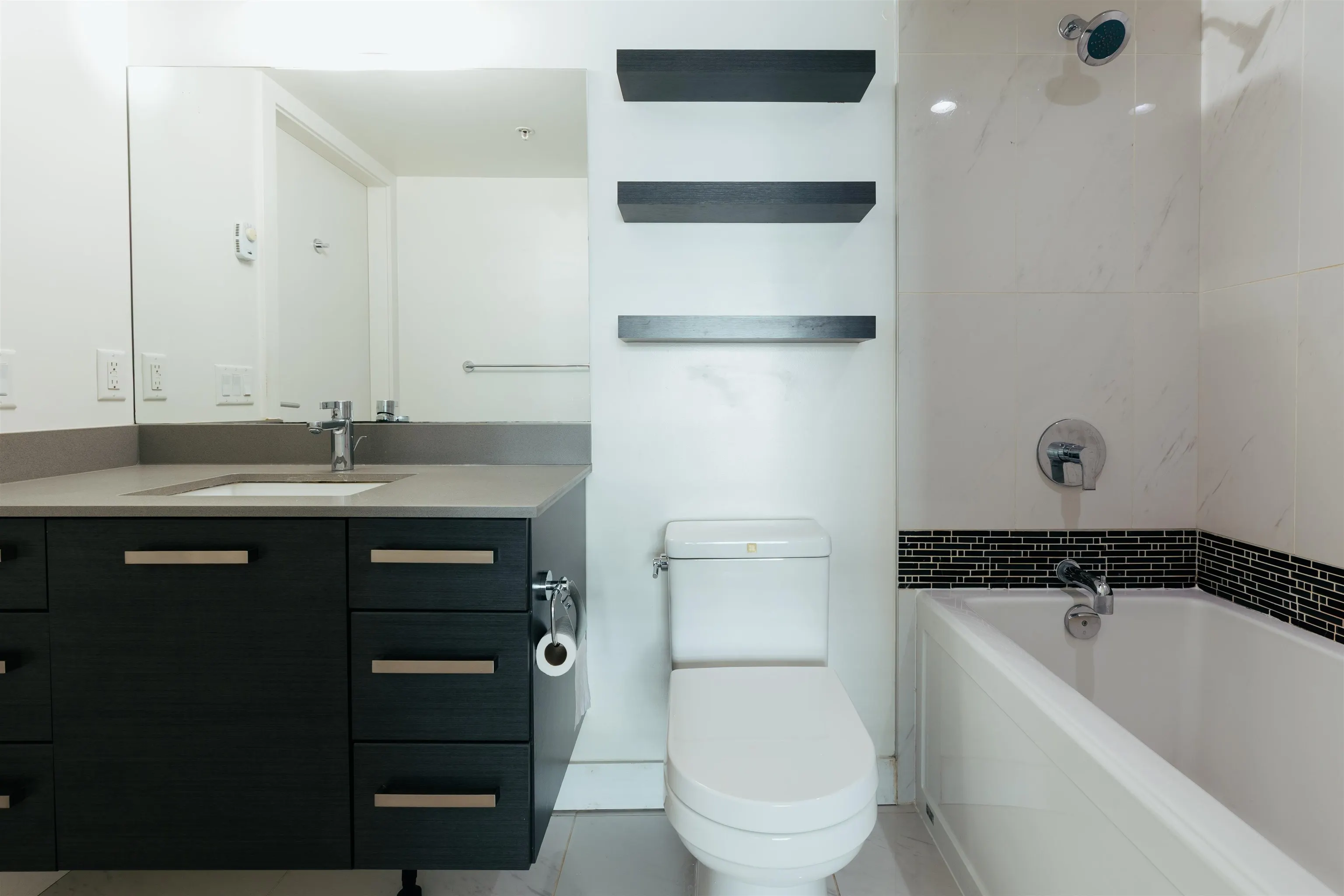 2858 W 4th Avenue #2**
