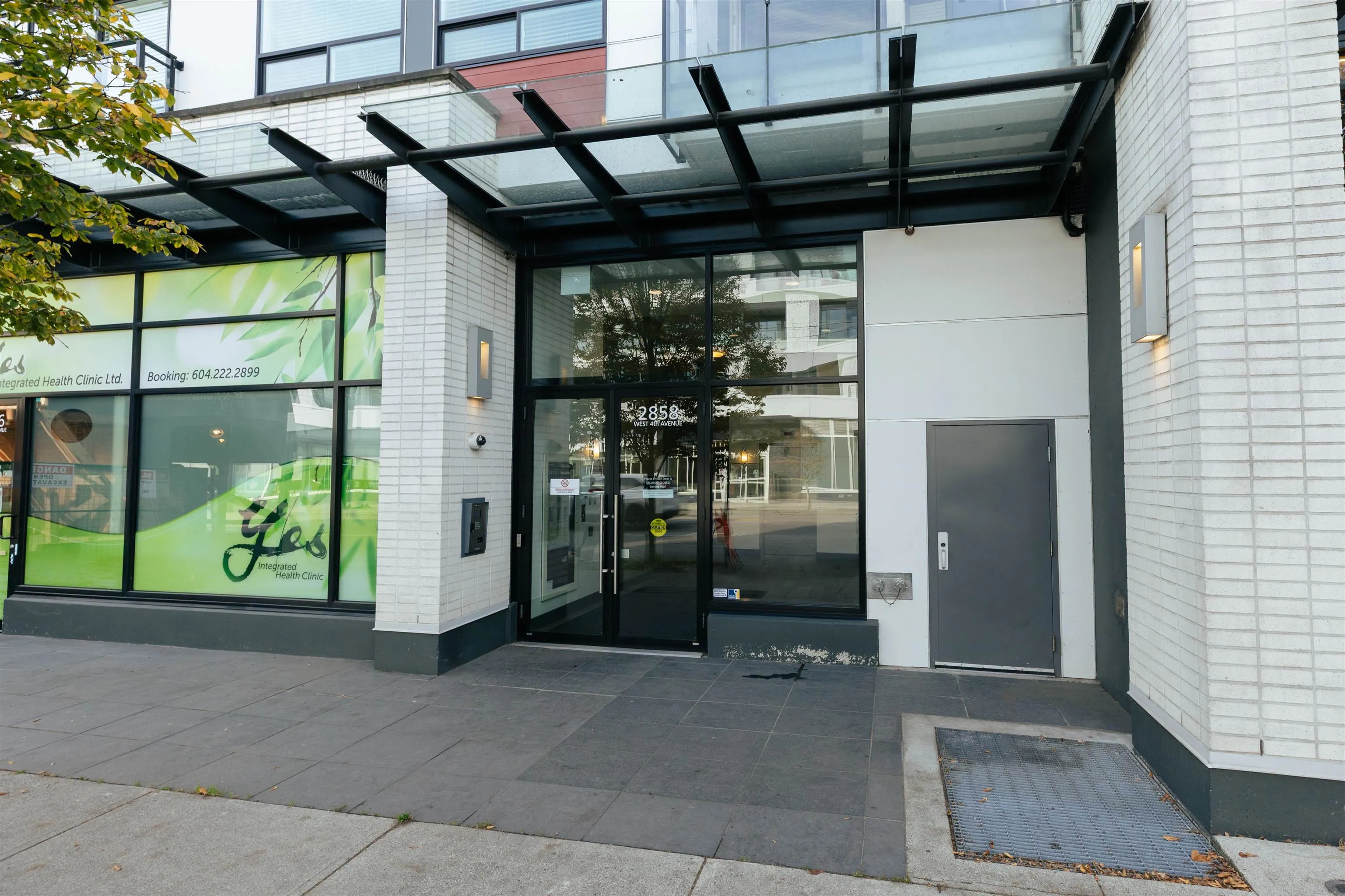 2858 W 4th Avenue #2**