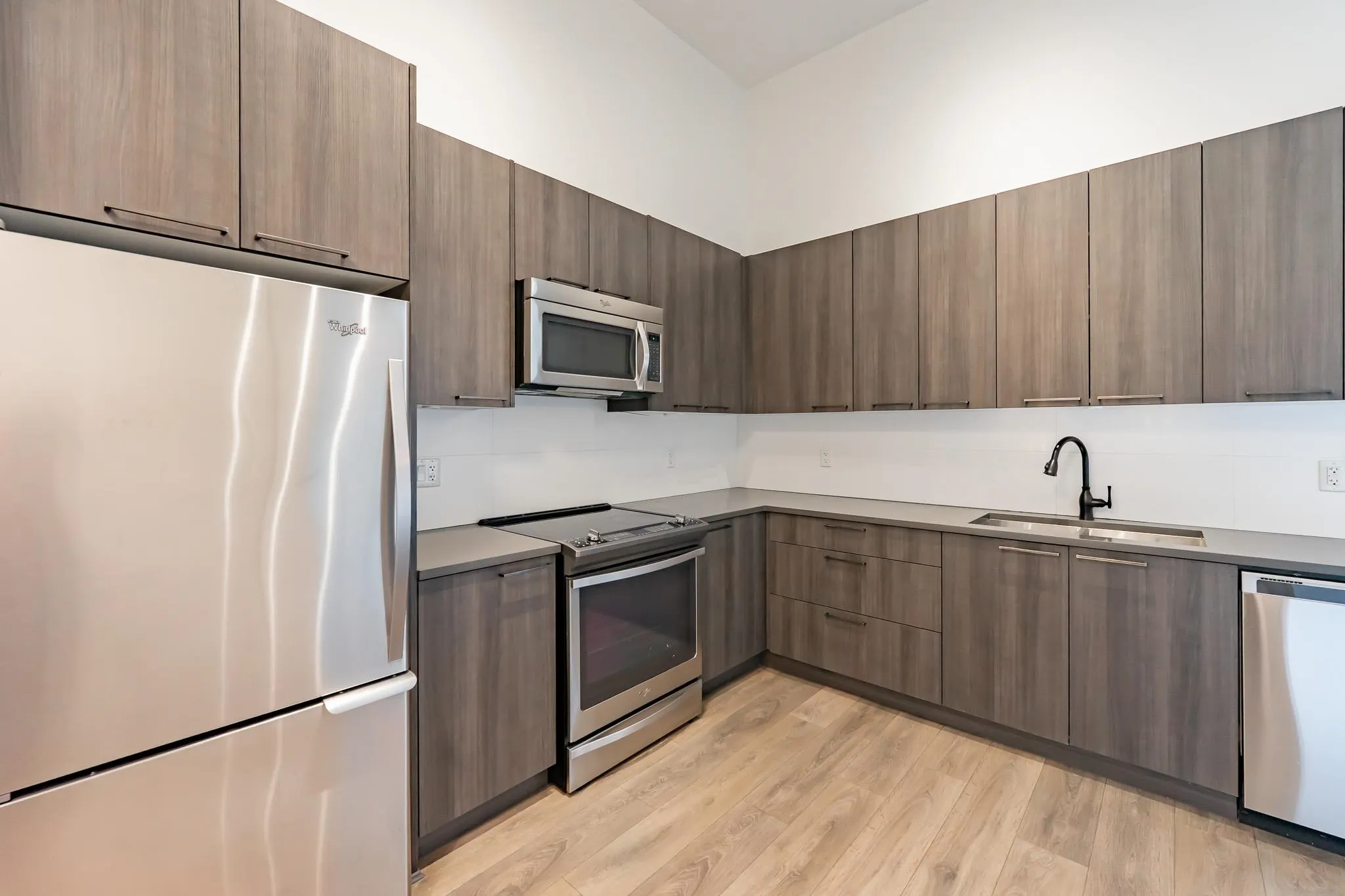 15628 104 Avenue #405