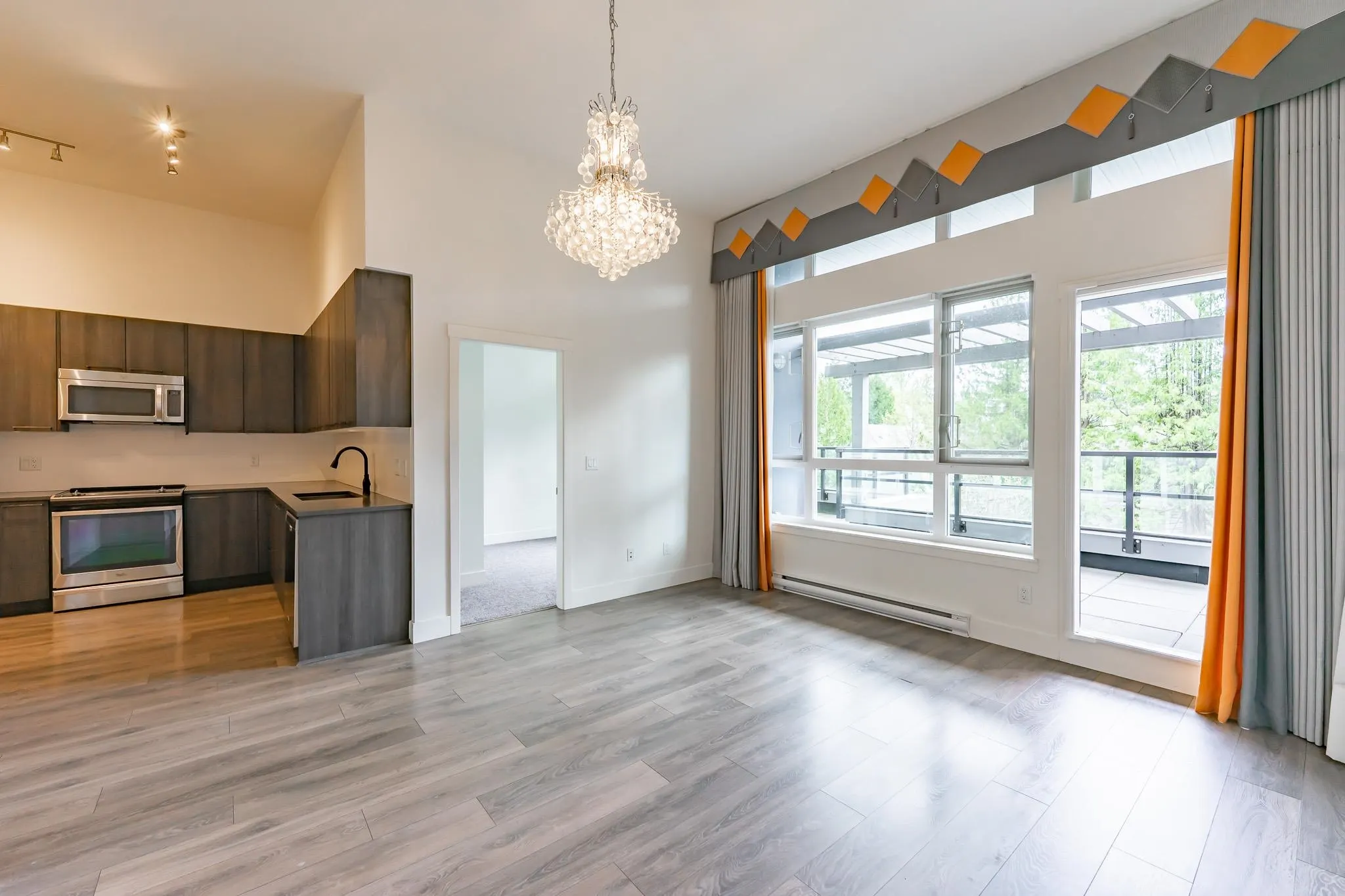 15628 104 Avenue #405