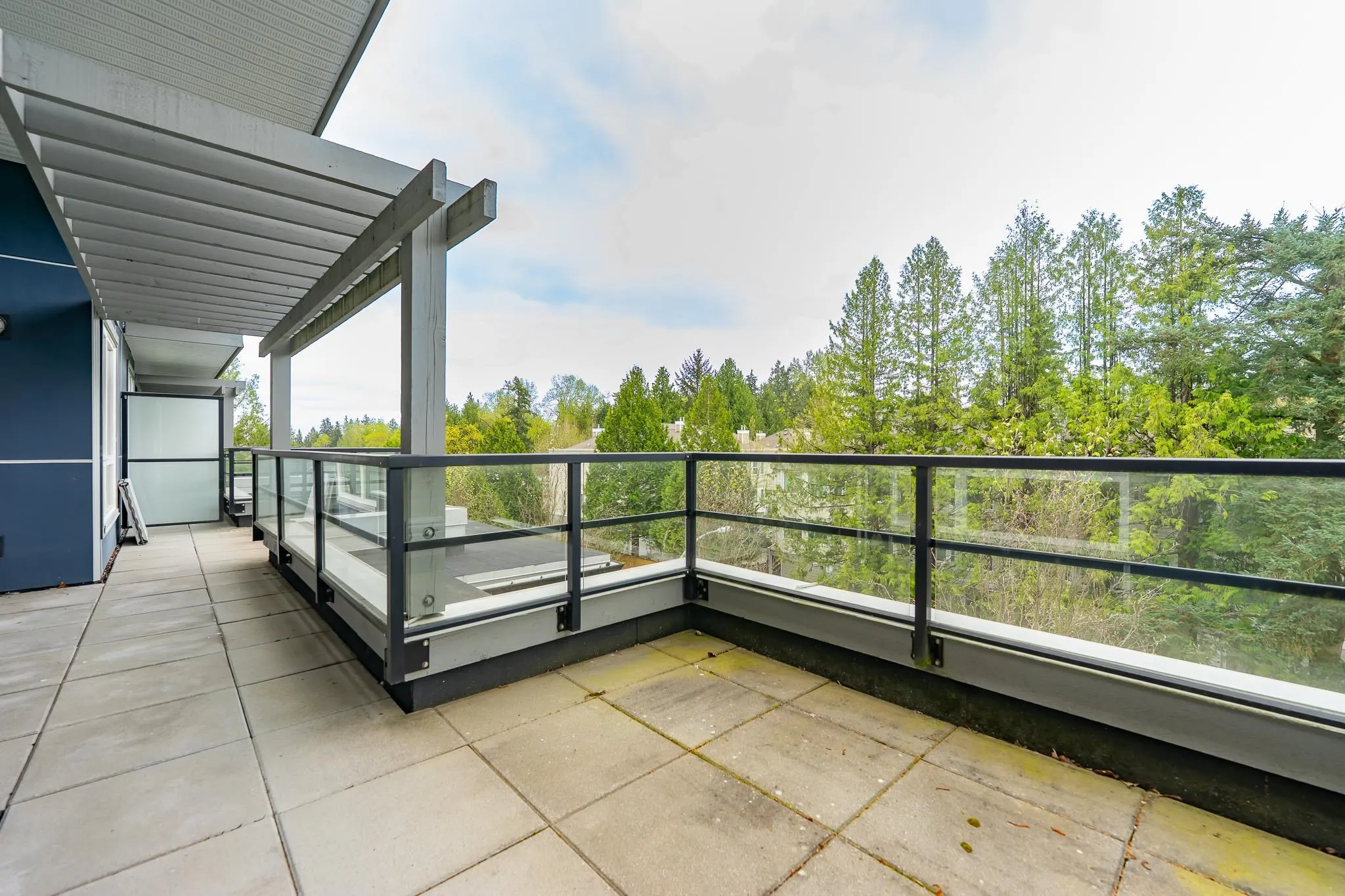 15628 104 Avenue #405