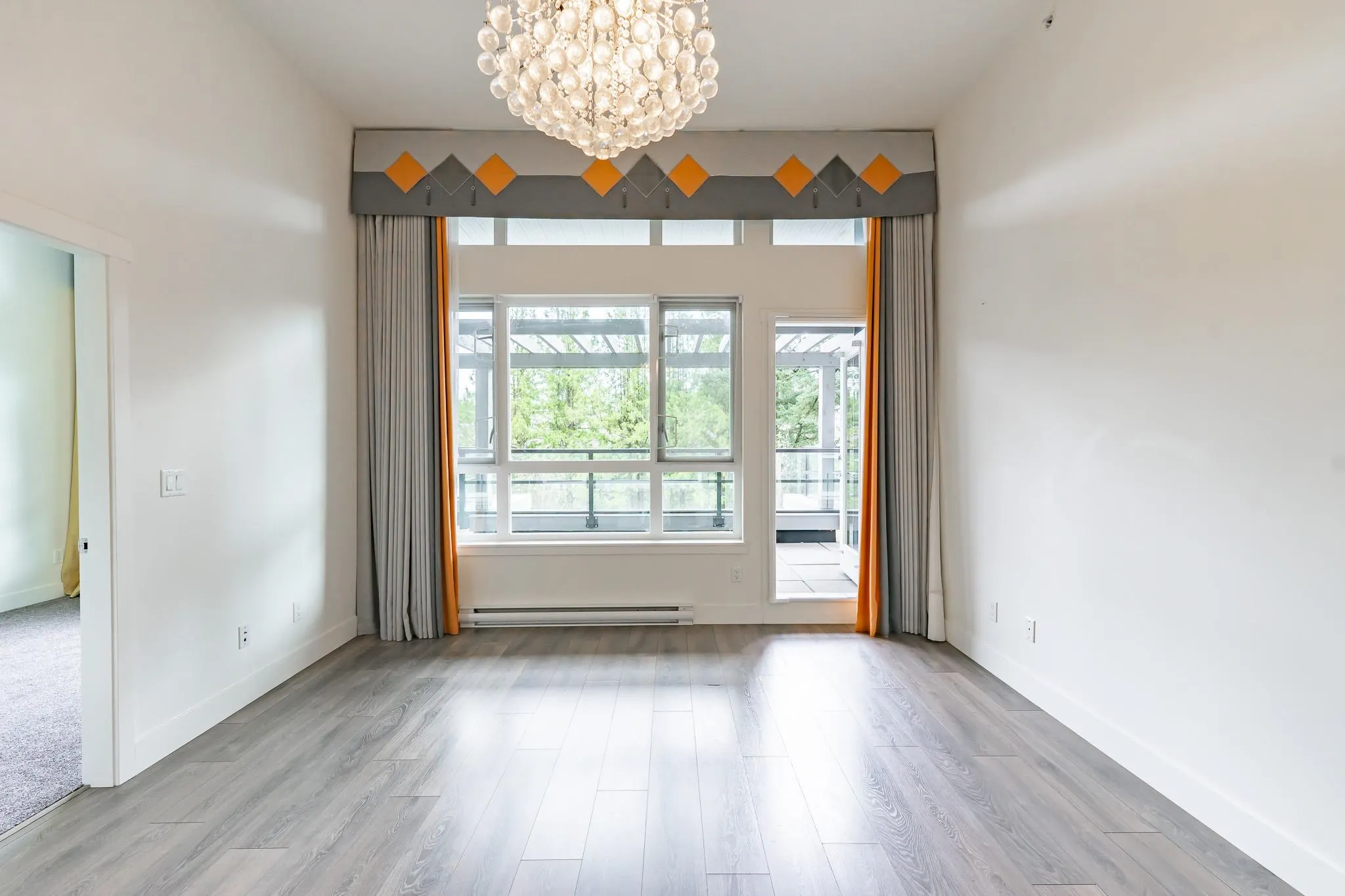 15628 104 Avenue #405