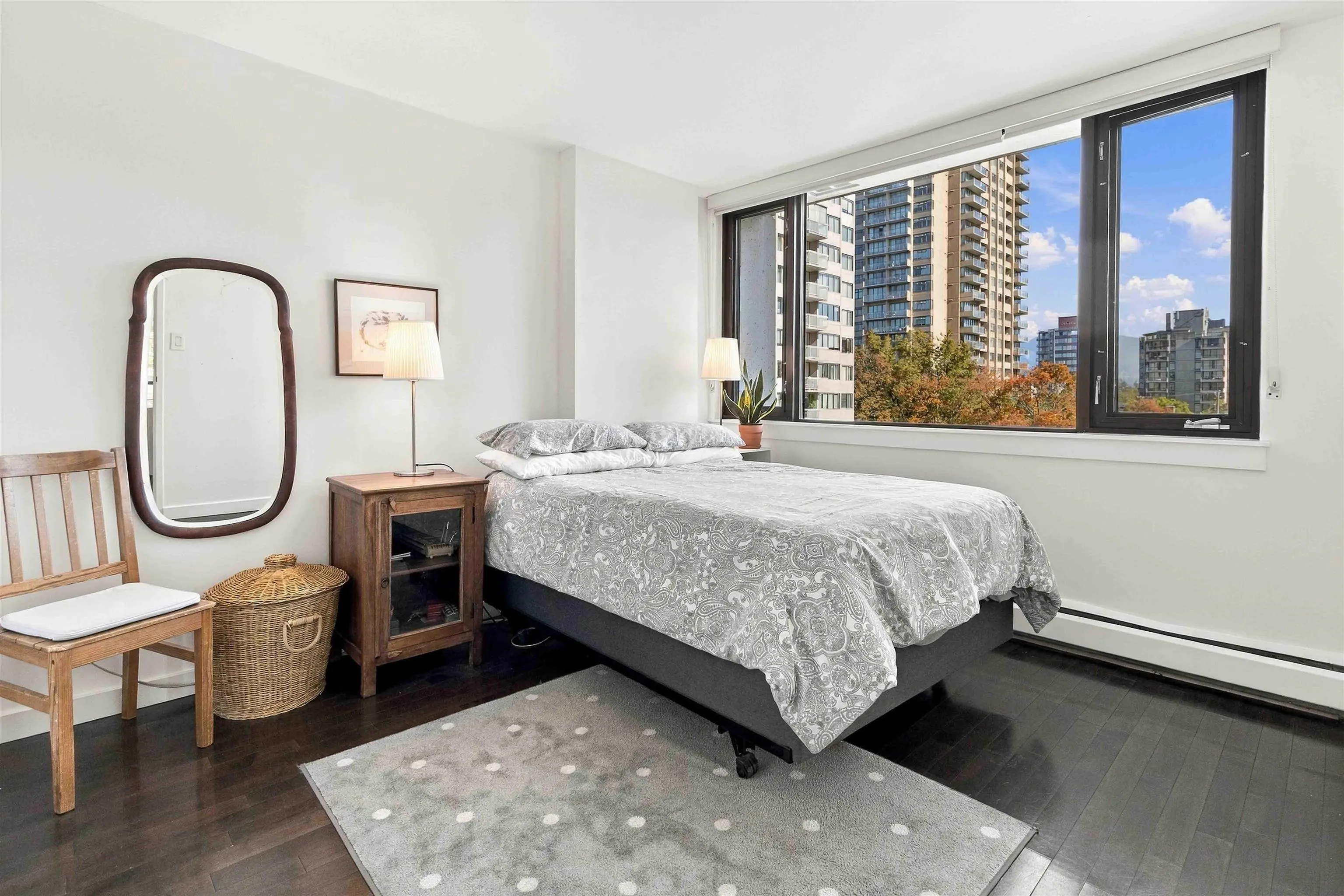 1725 Pendrell Street #605