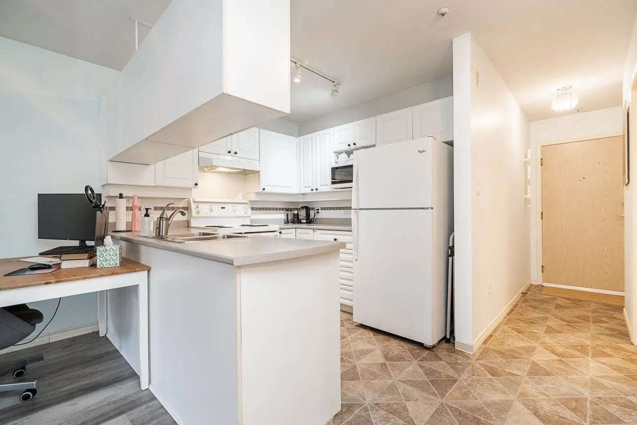 1035 Auckland Street #410