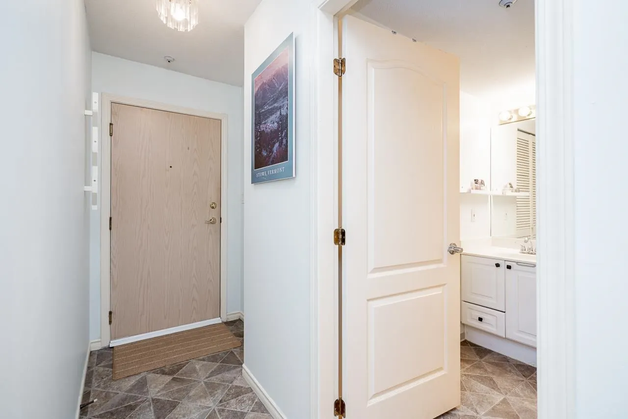 1035 Auckland Street #410