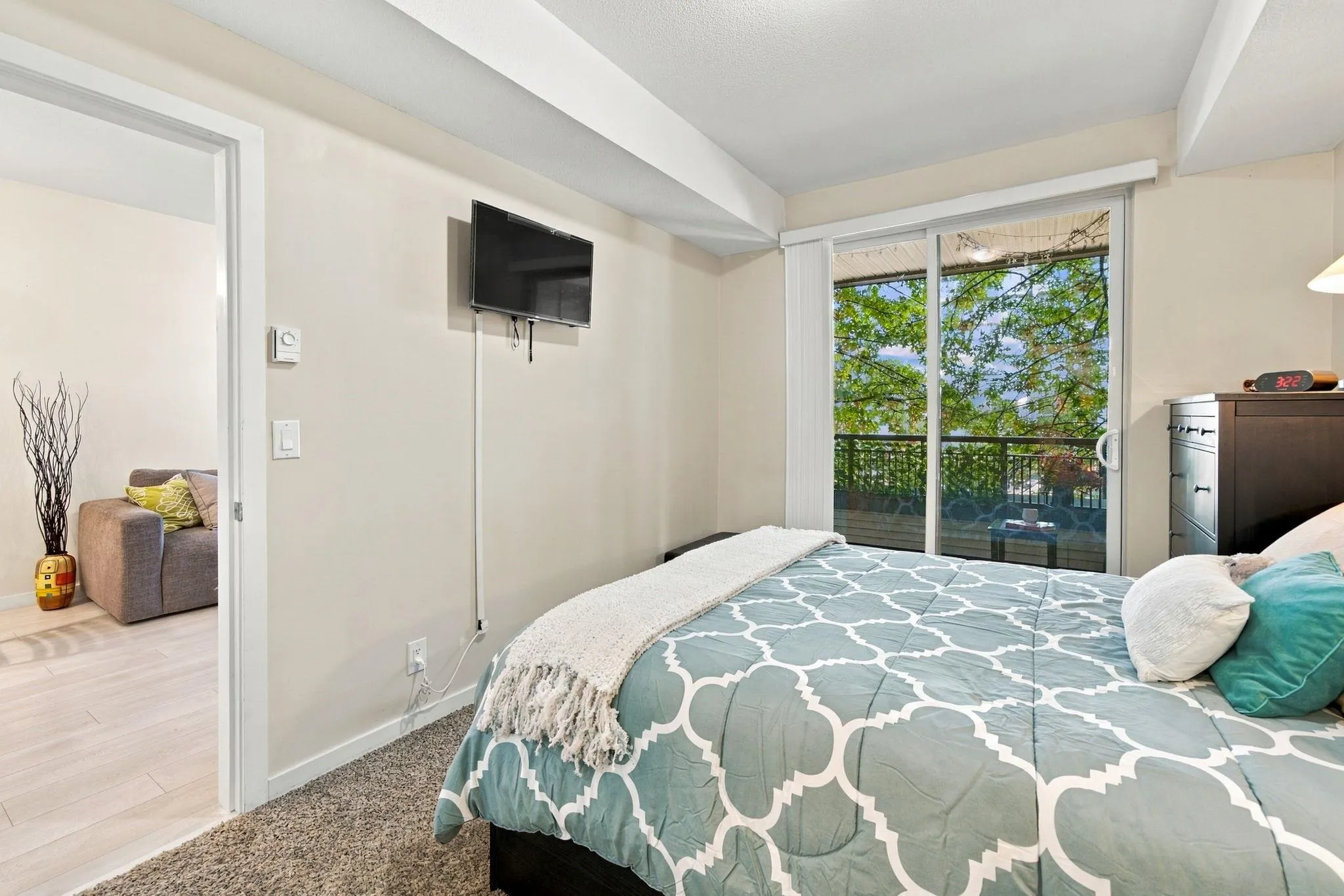 10499 University Drive #206