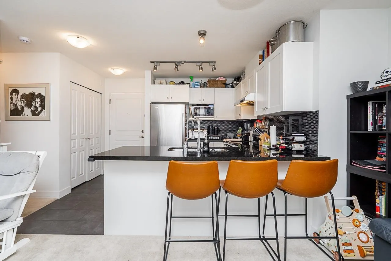738 E 29th Avenue #423
