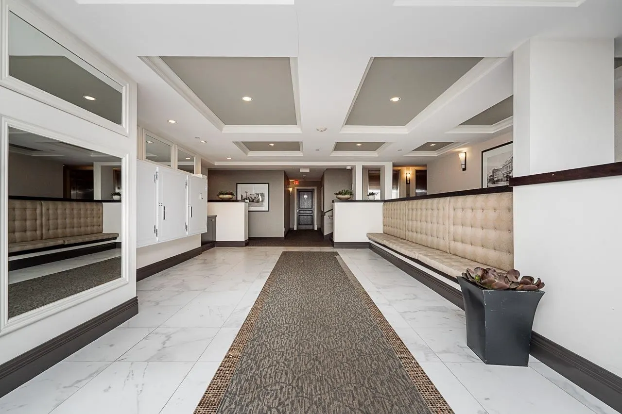 738 E 29th Avenue #423