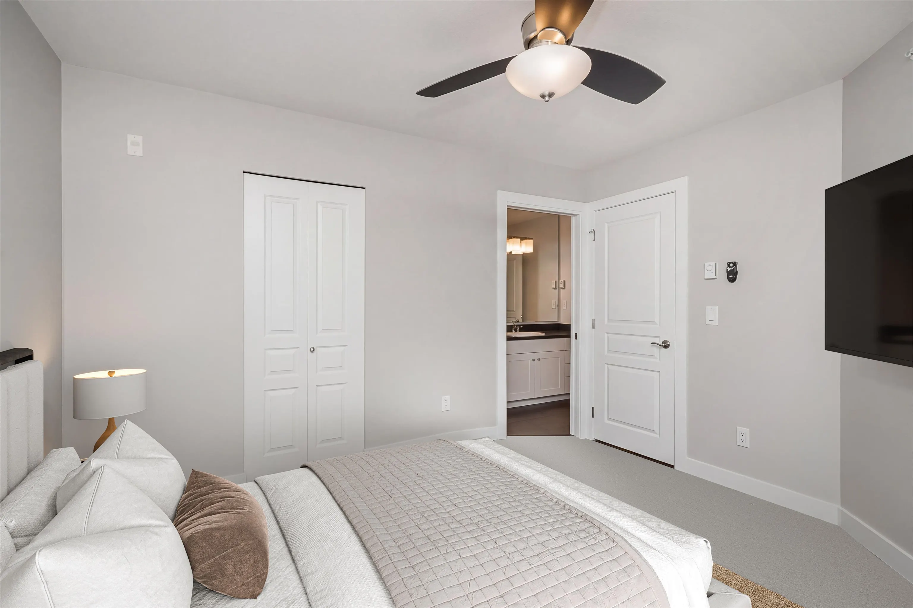 738 E 29th Avenue #423