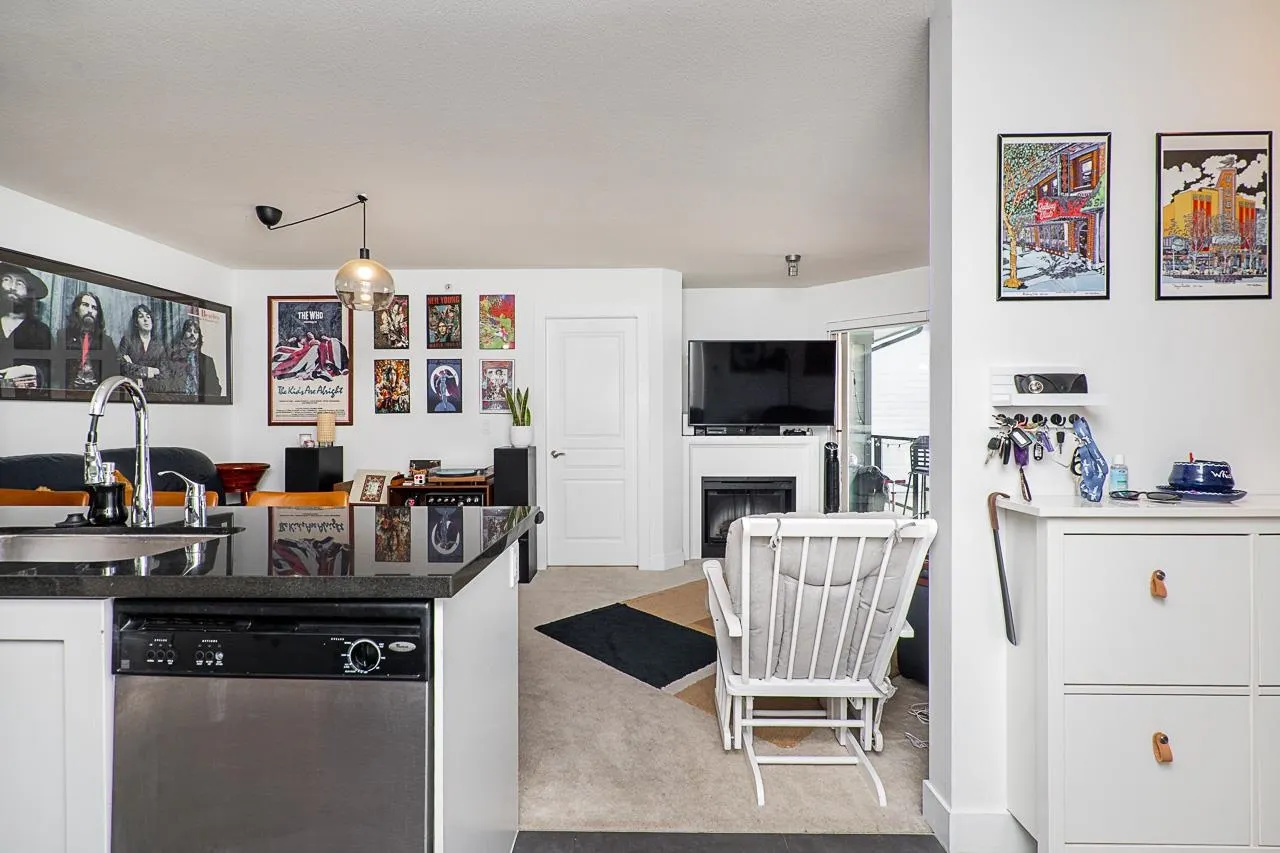 738 E 29th Avenue #423