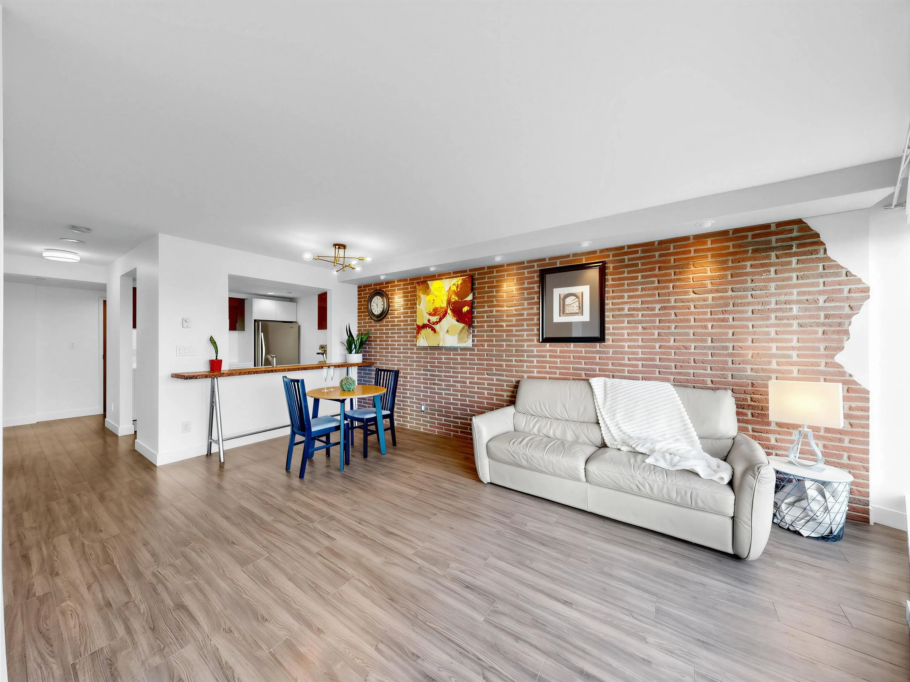 1323 Homer Street #1904