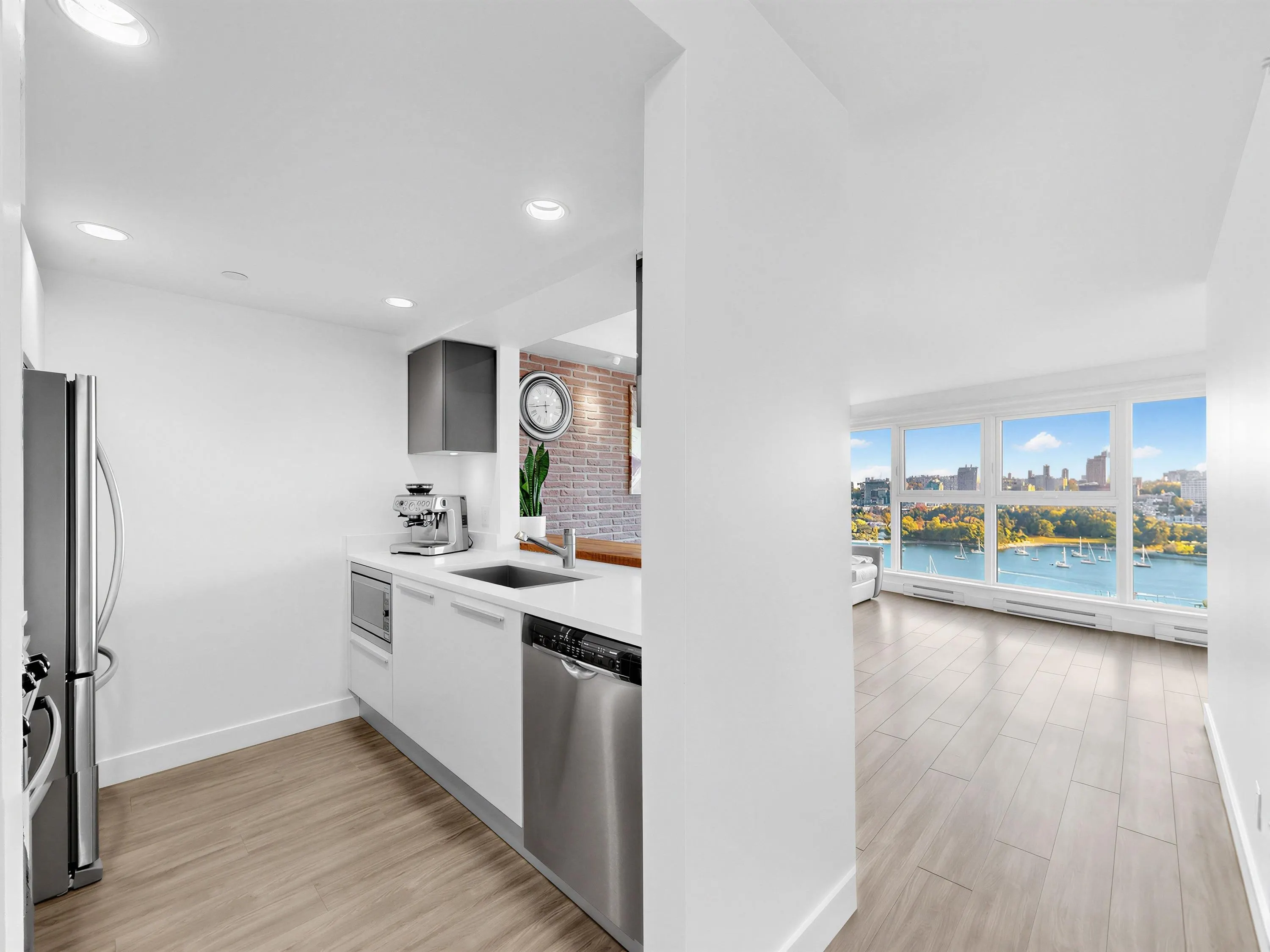 1323 Homer Street #1904