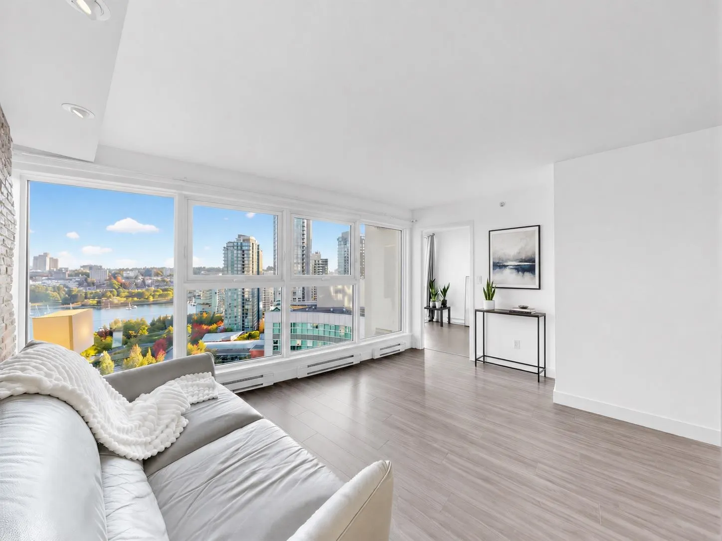 1323 Homer Street #1904