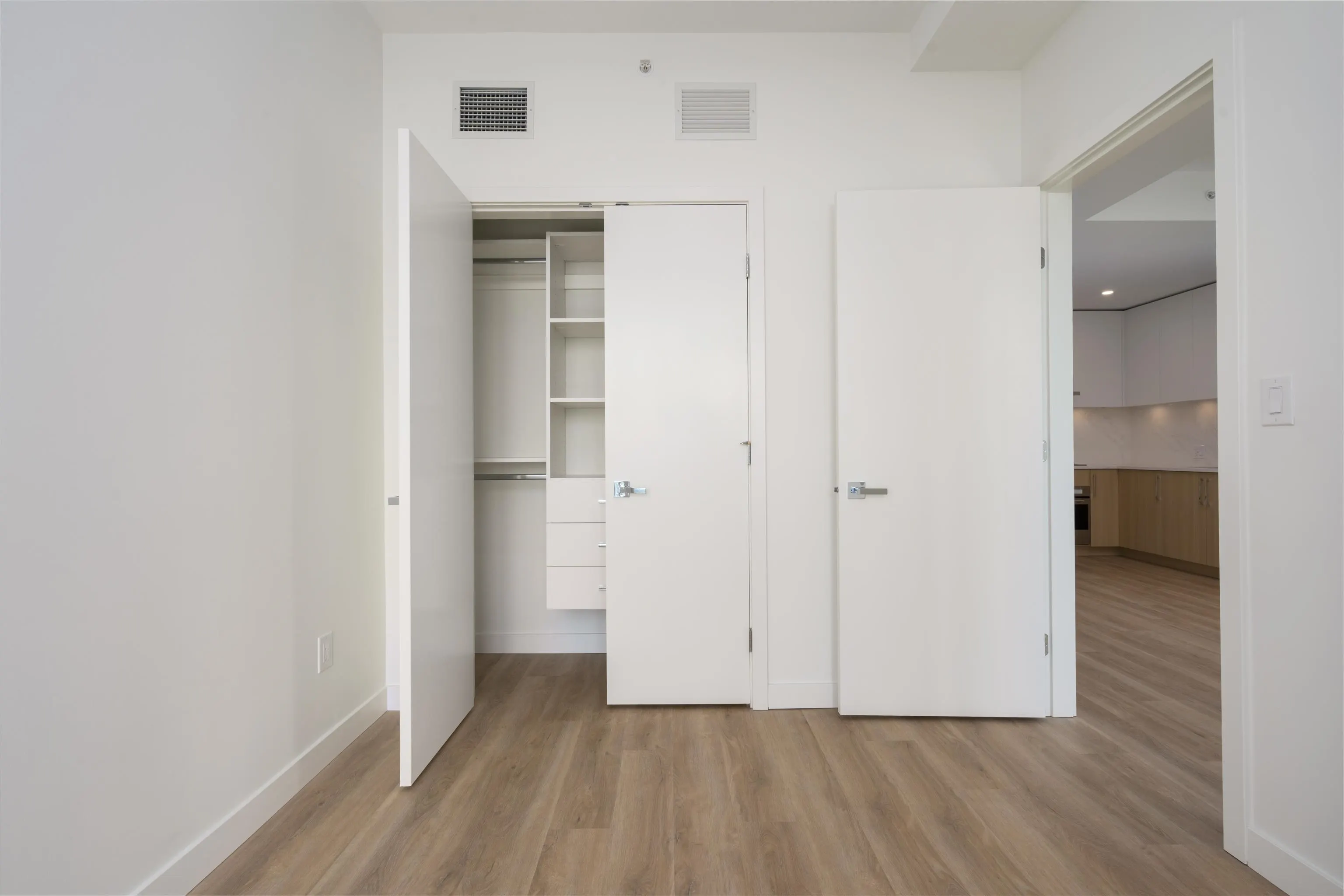 9675 King George Boulevard #2807