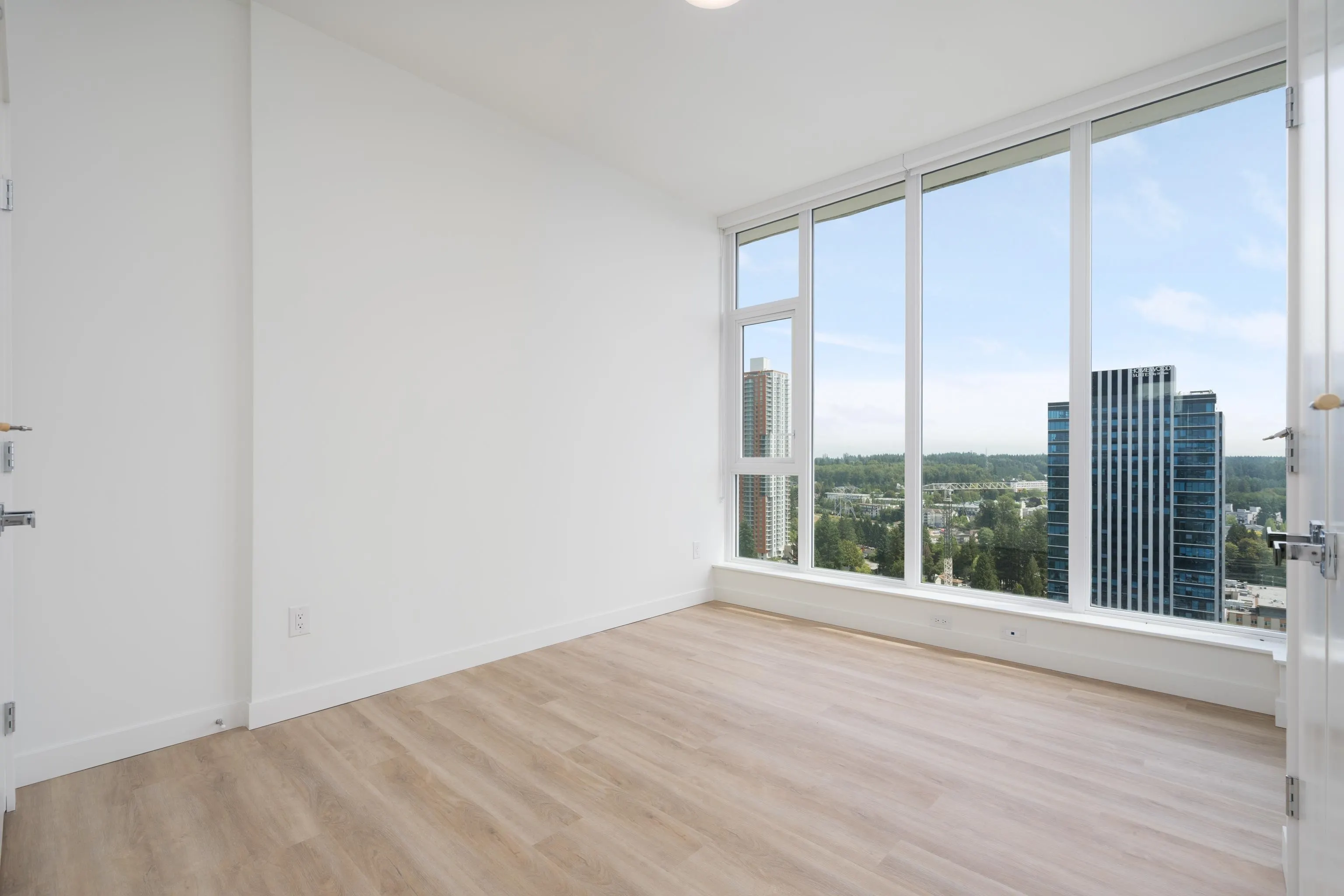 9675 King George Boulevard #2807