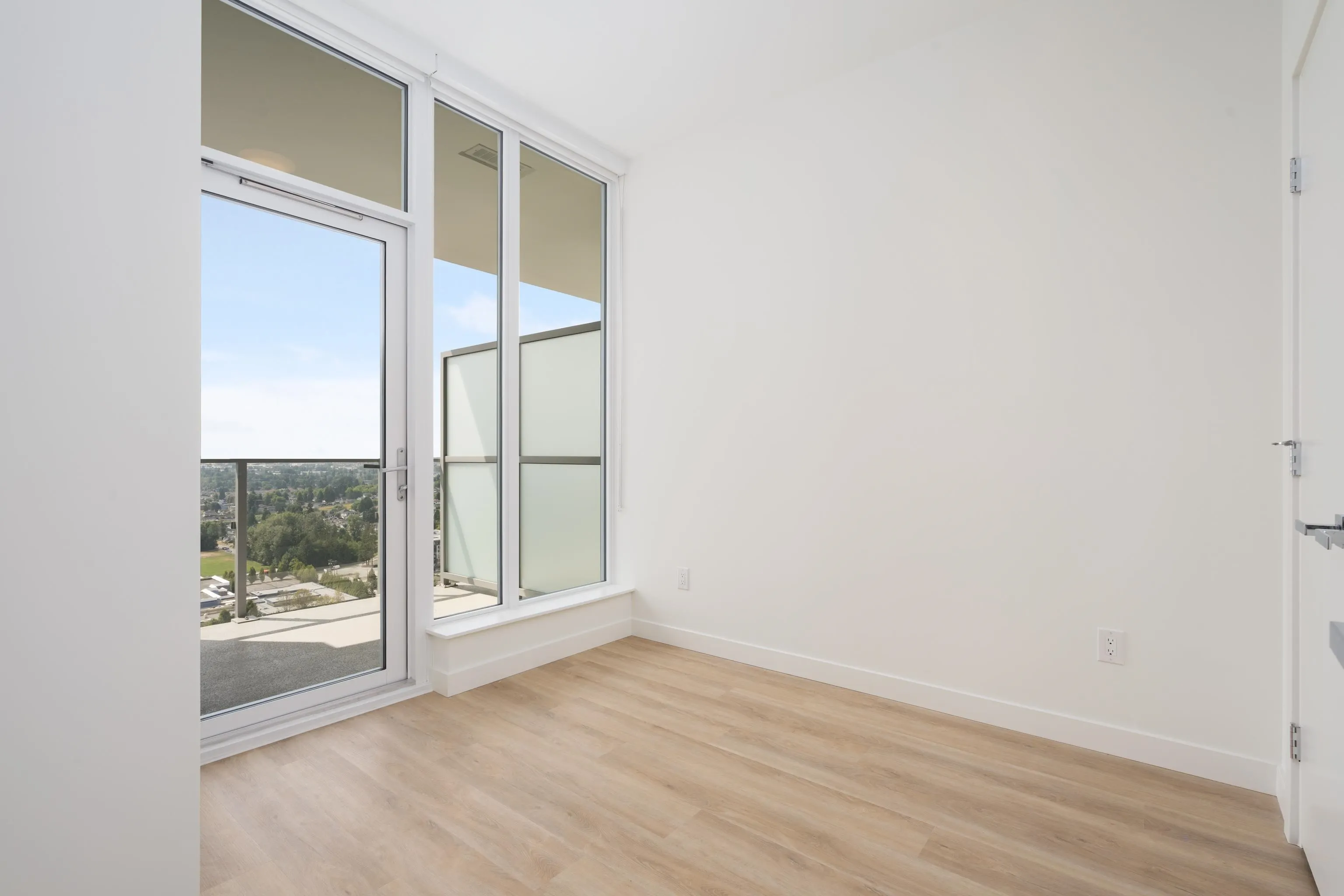 9675 King George Boulevard #2807