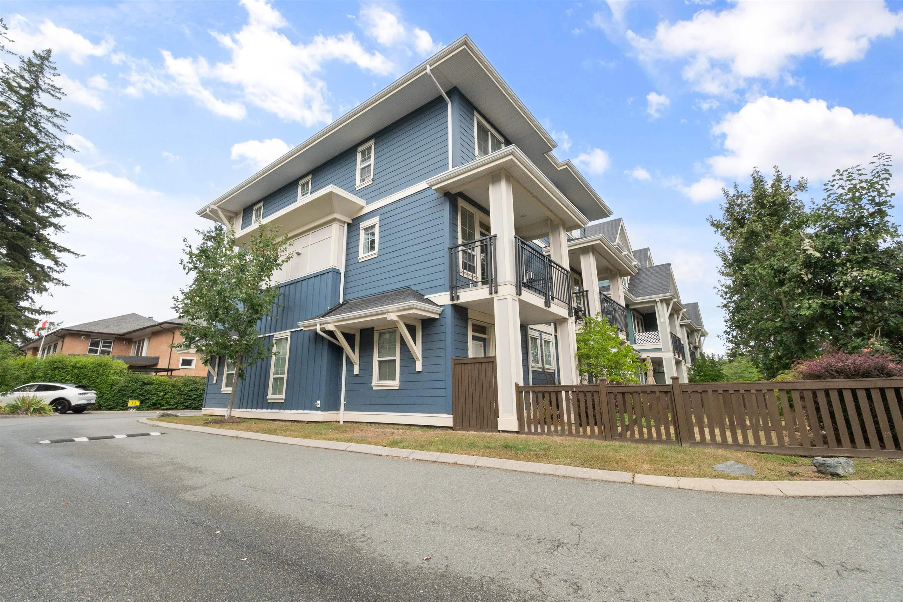 45290 Soowahlie Crescent #26