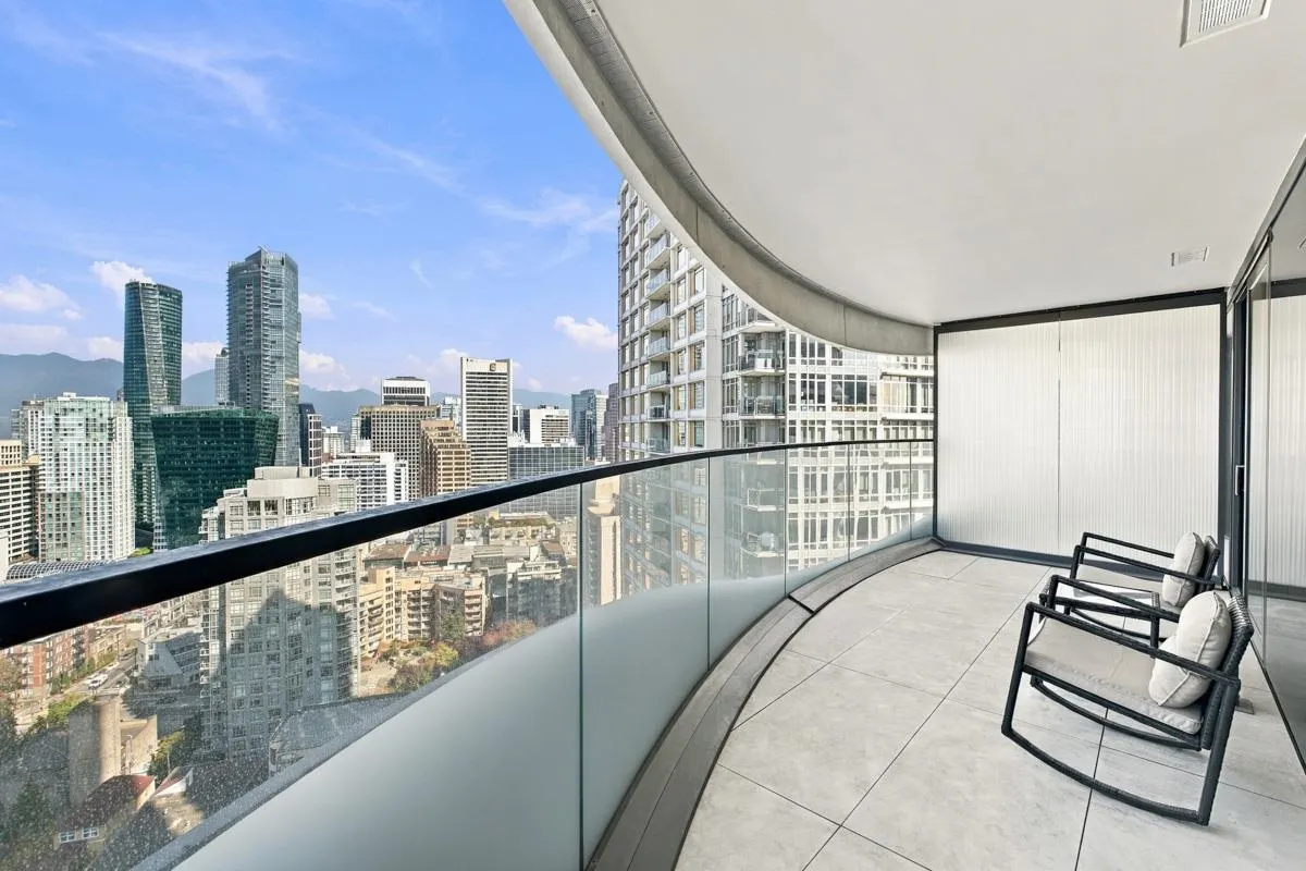 1033 Nelson Street #2406
