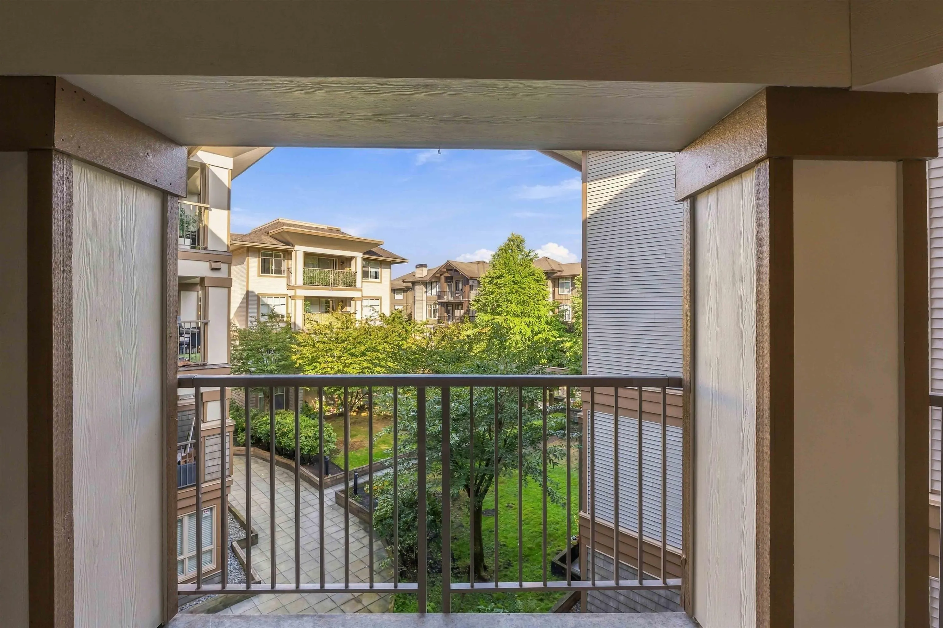 12248 224 Street #327