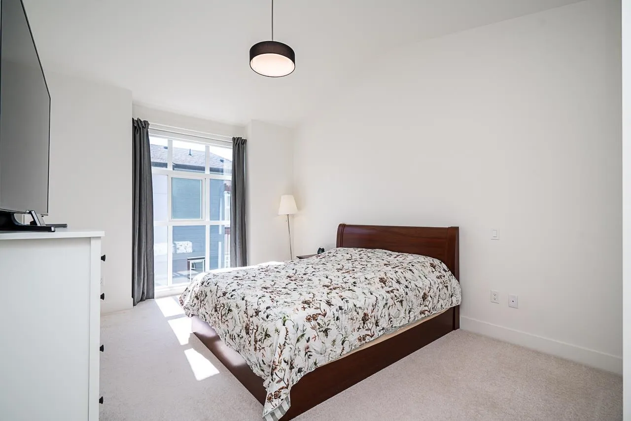 7670 207 Street #8