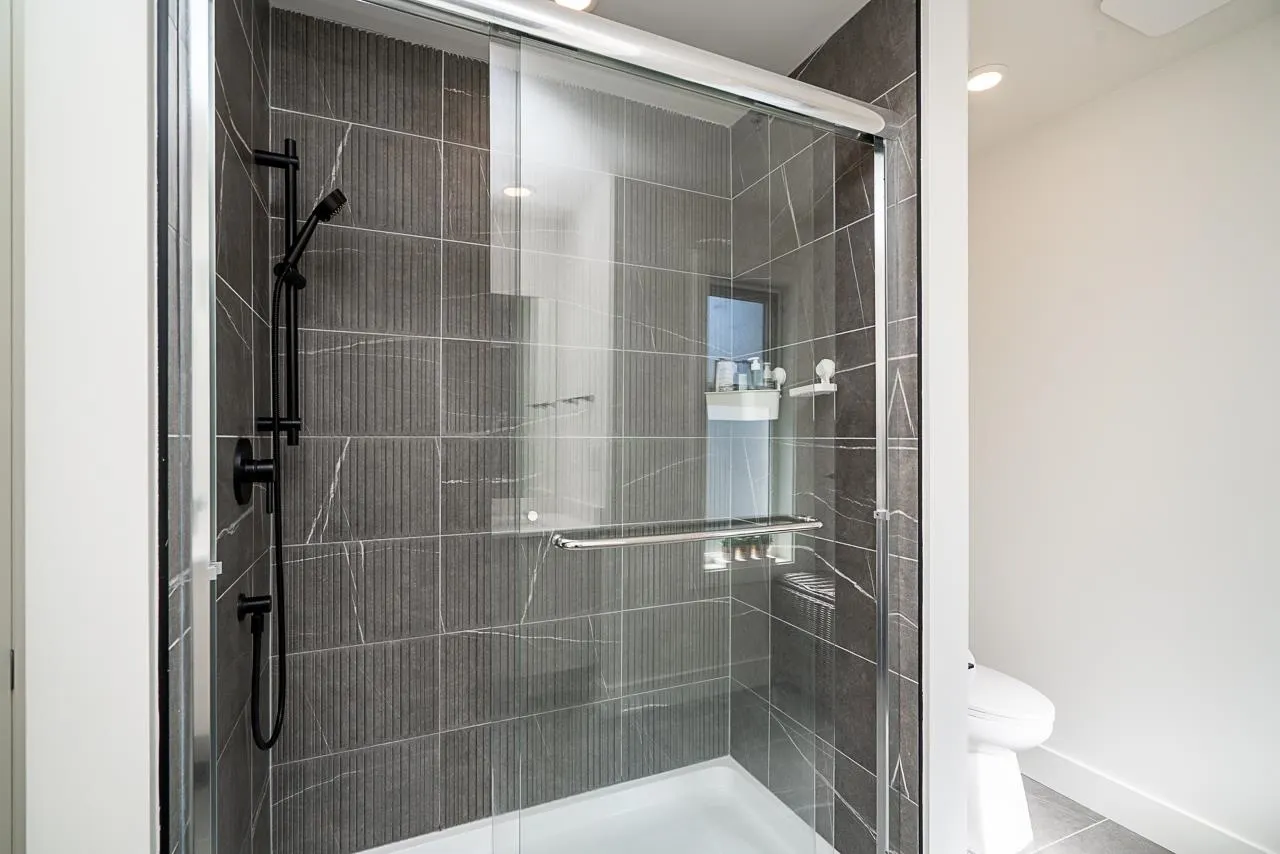7670 207 Street #8