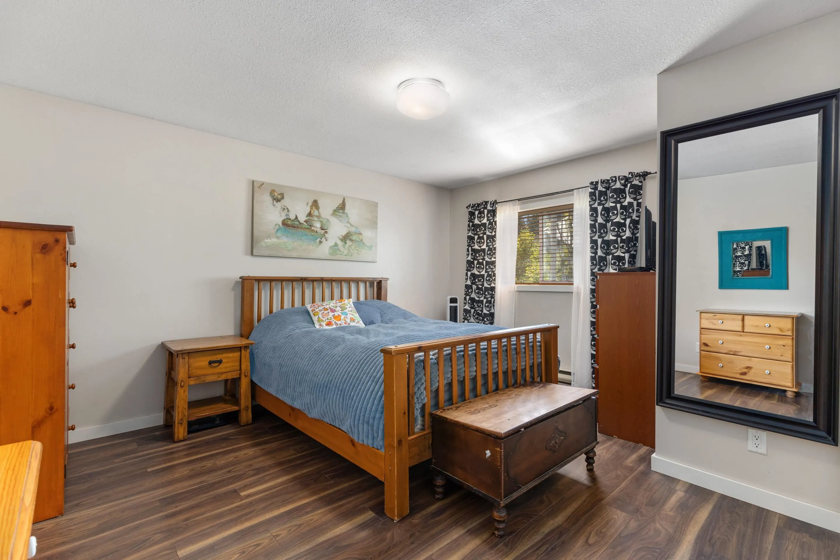 7467 Prospect Street #6